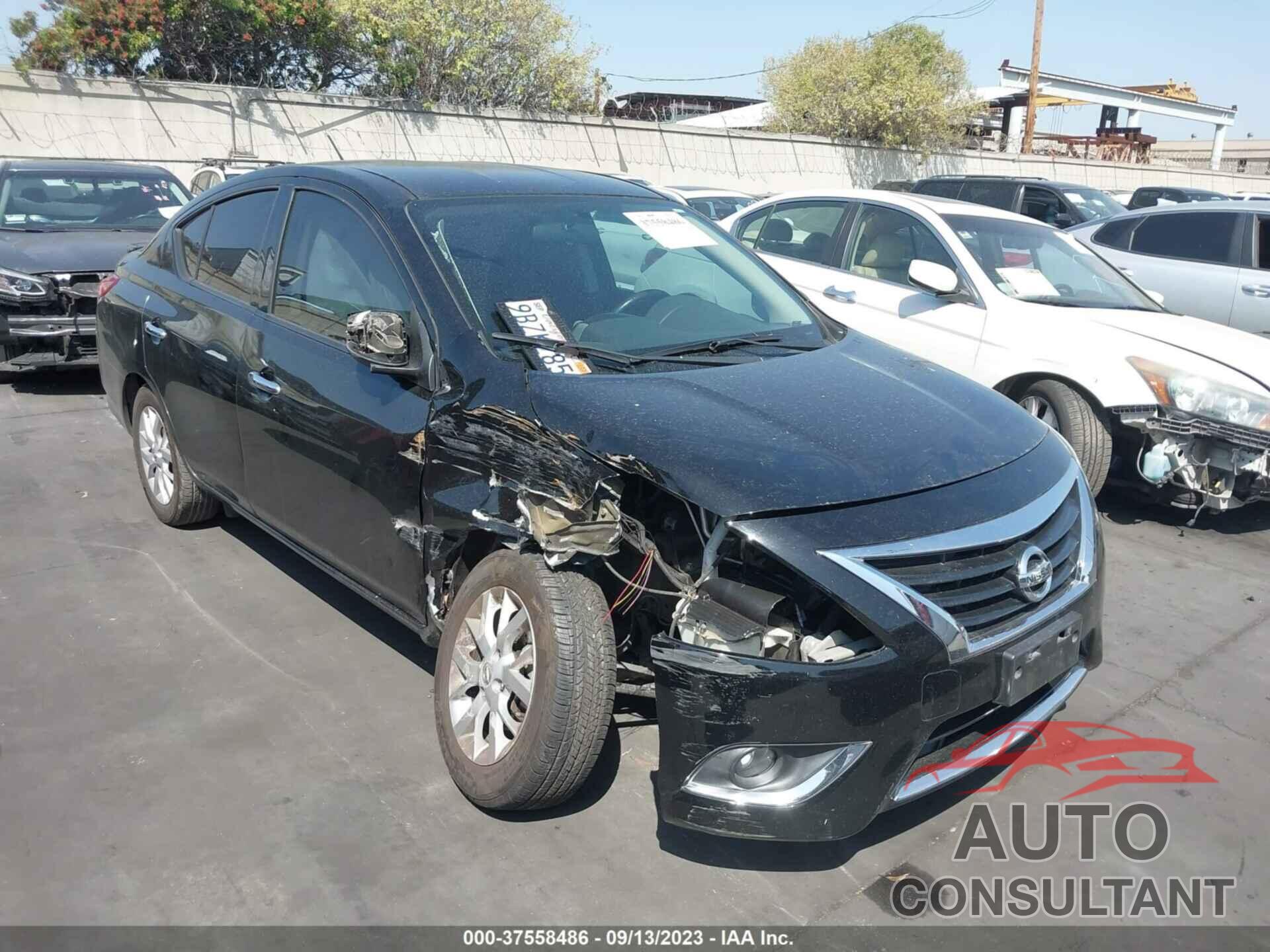 NISSAN VERSA 2018 - 3N1CN7AP5JL879859