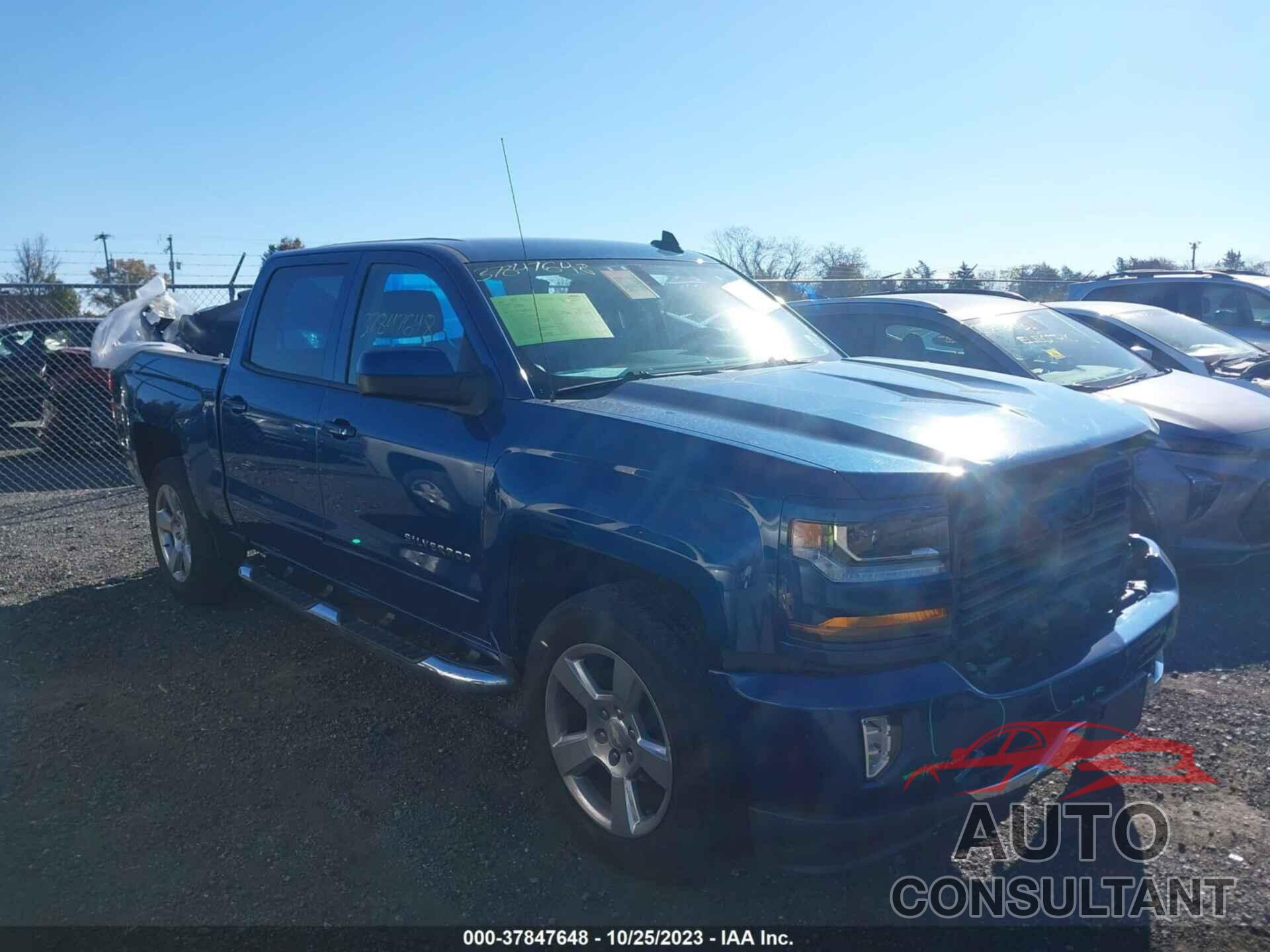 CHEVROLET SILVERADO 1500 2018 - 3GCUKREC0JG414640