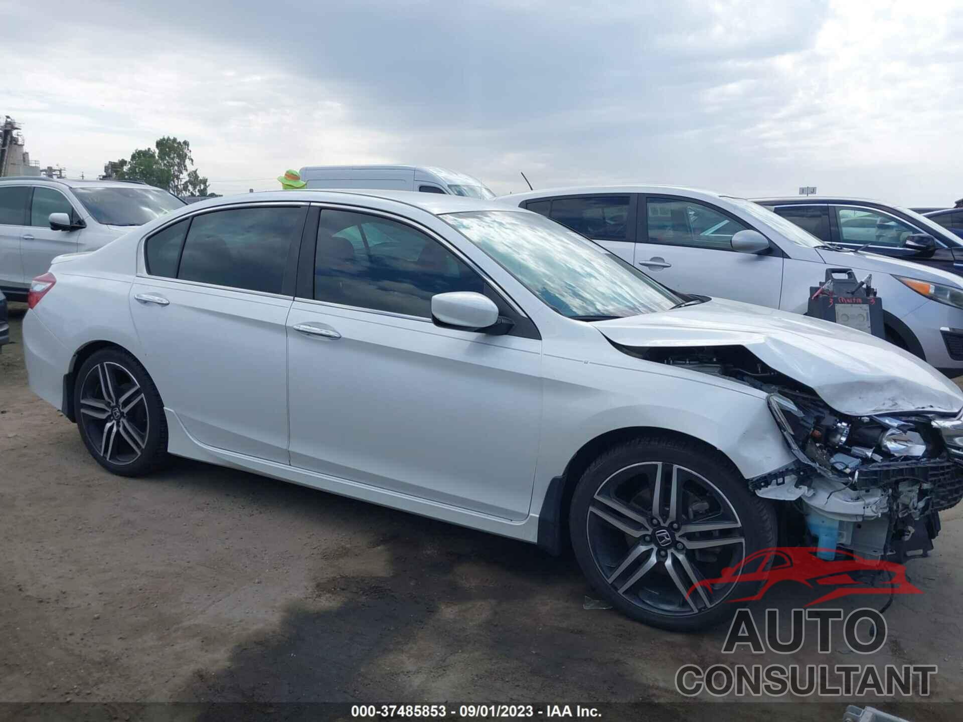 HONDA ACCORD 2017 - 1HGCR2F10HA030542