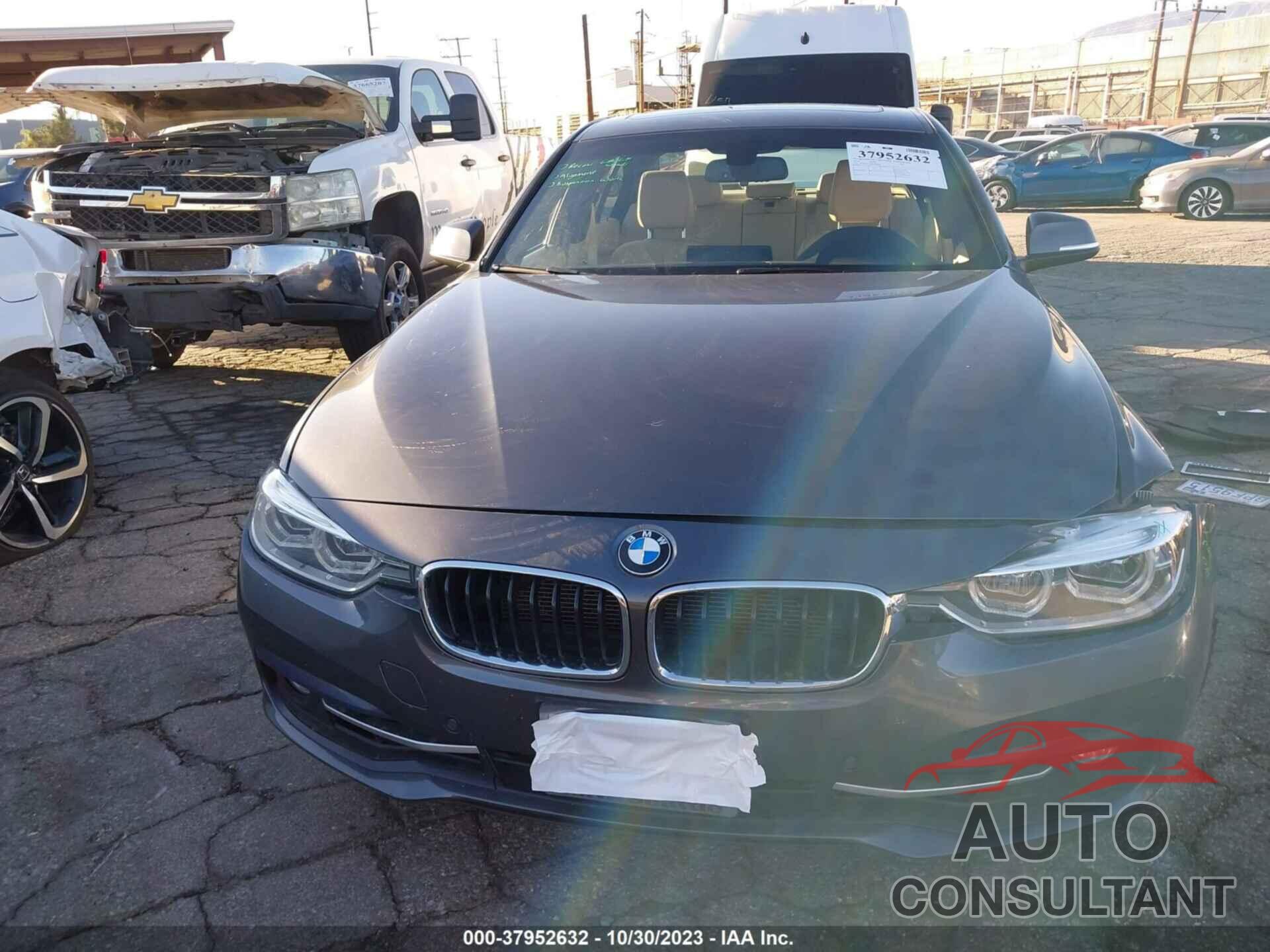 BMW 3 SERIES 2016 - WBA8E3C55GK502608