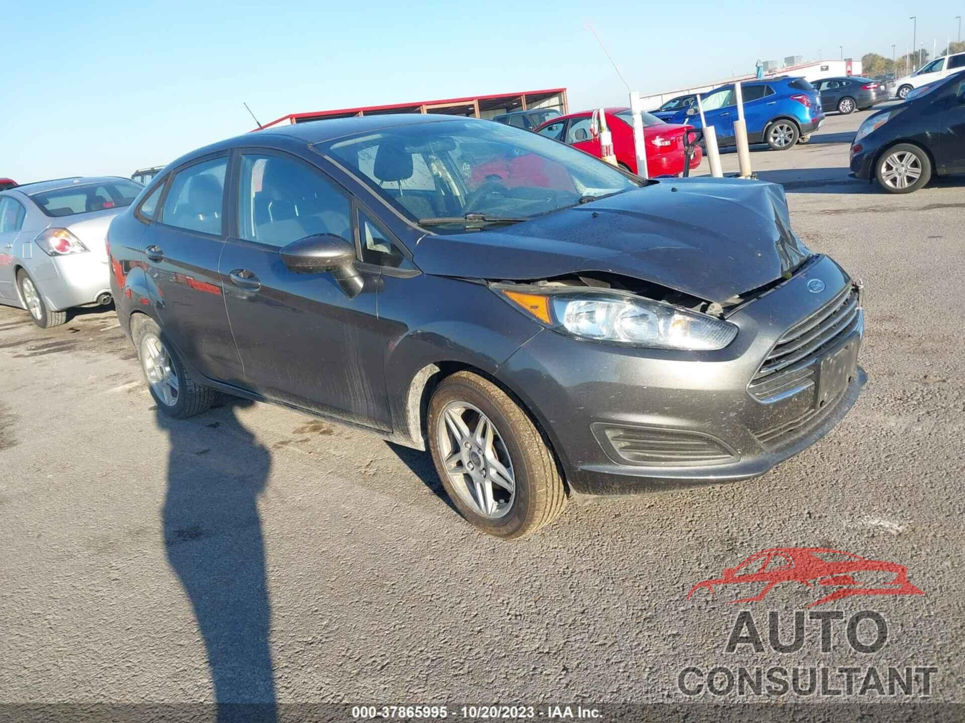 FORD FIESTA 2018 - 3FADP4BJ2JM138430