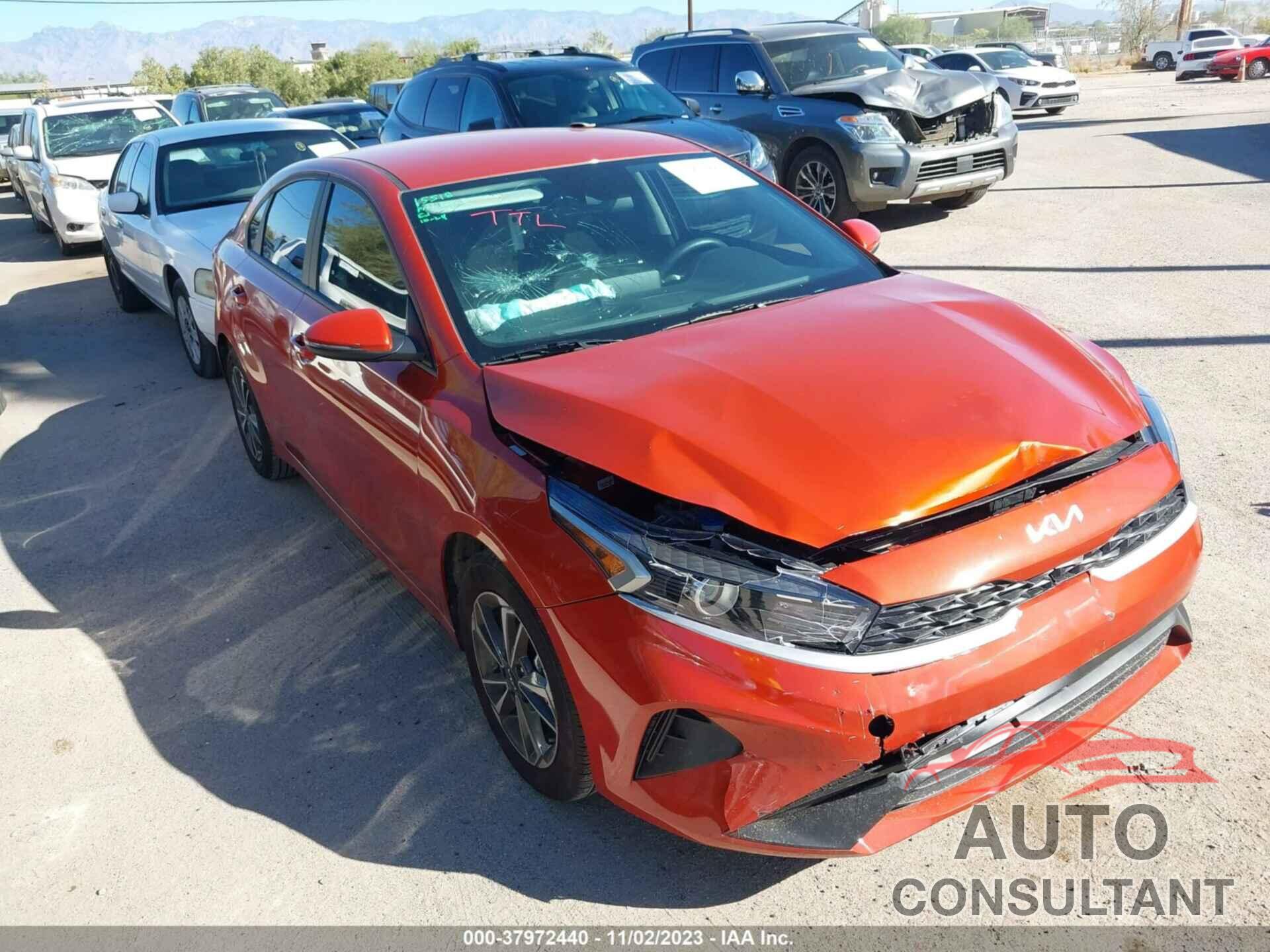 KIA FORTE 2023 - 3KPF24AD0PE680058