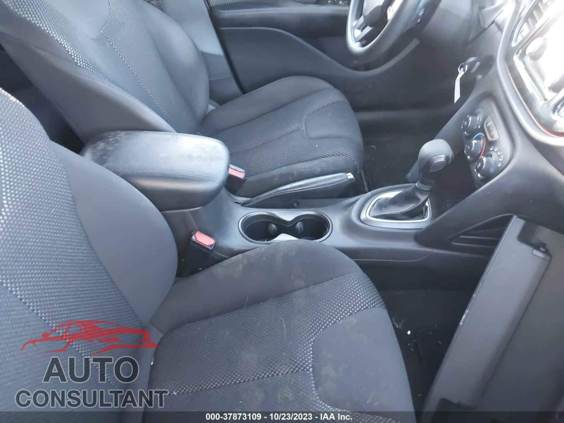 DODGE DART 2015 - 1C3CDFAA9FD415366