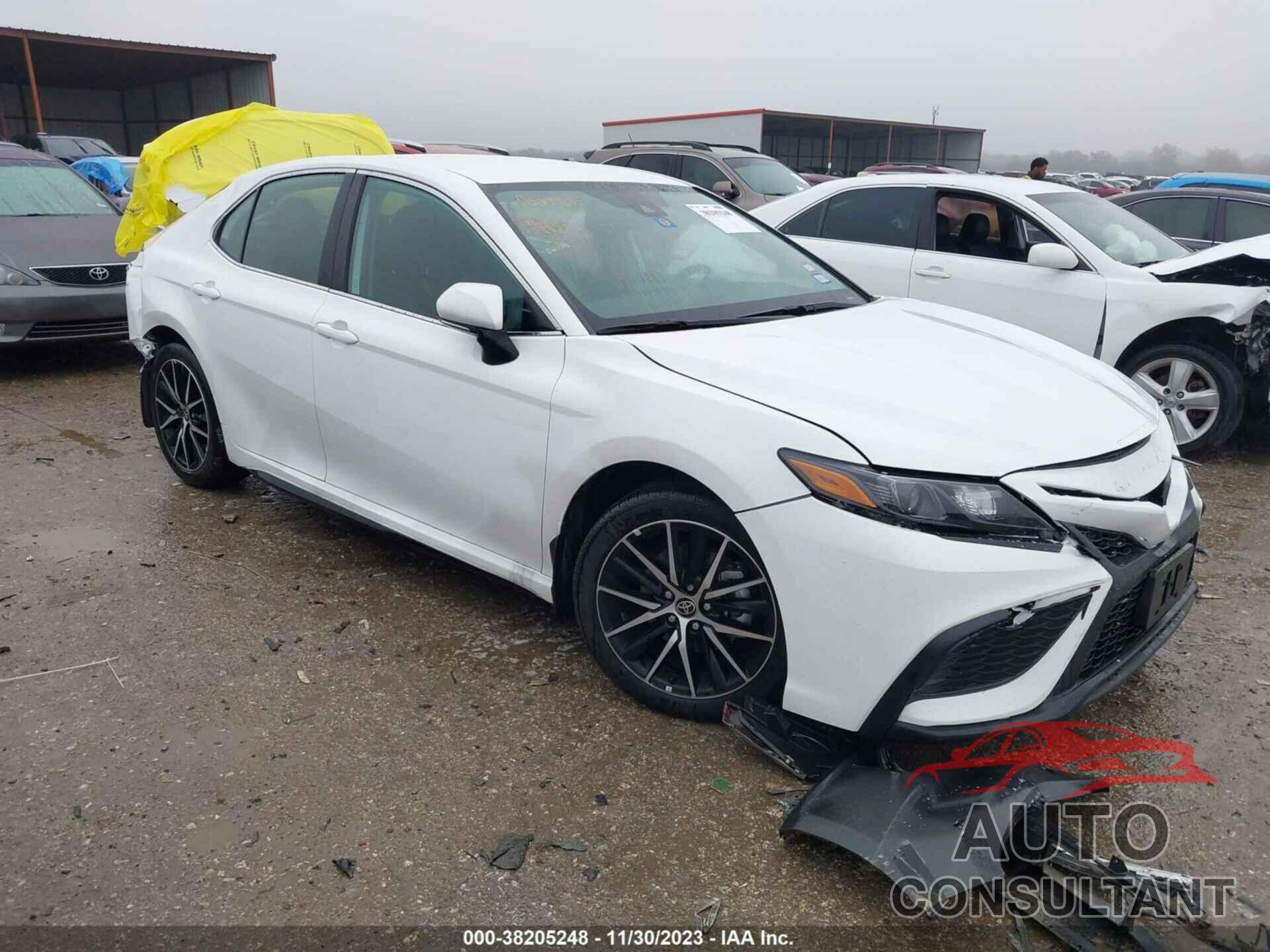 2023 CAMRY TOYOTA