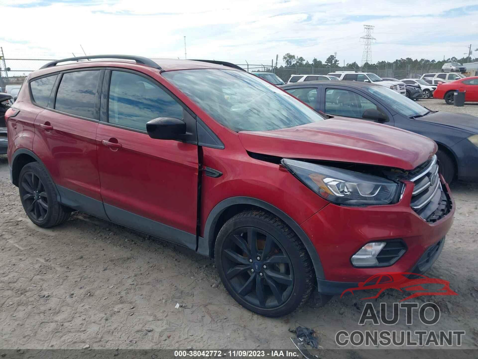 FORD ESCAPE 2019 - 1FMCU0GD6KUB94115
