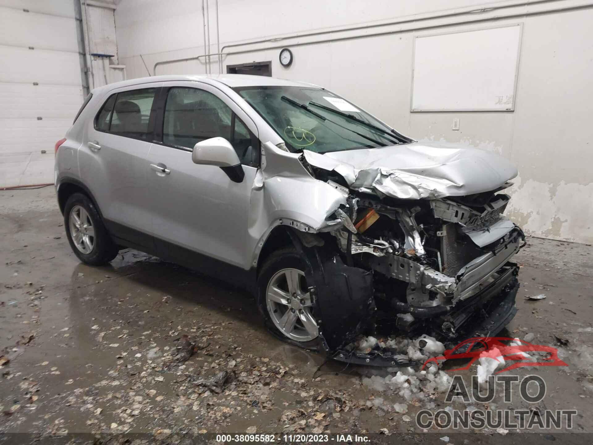 CHEVROLET TRAX 2019 - 3GNCJNSB3KL108468