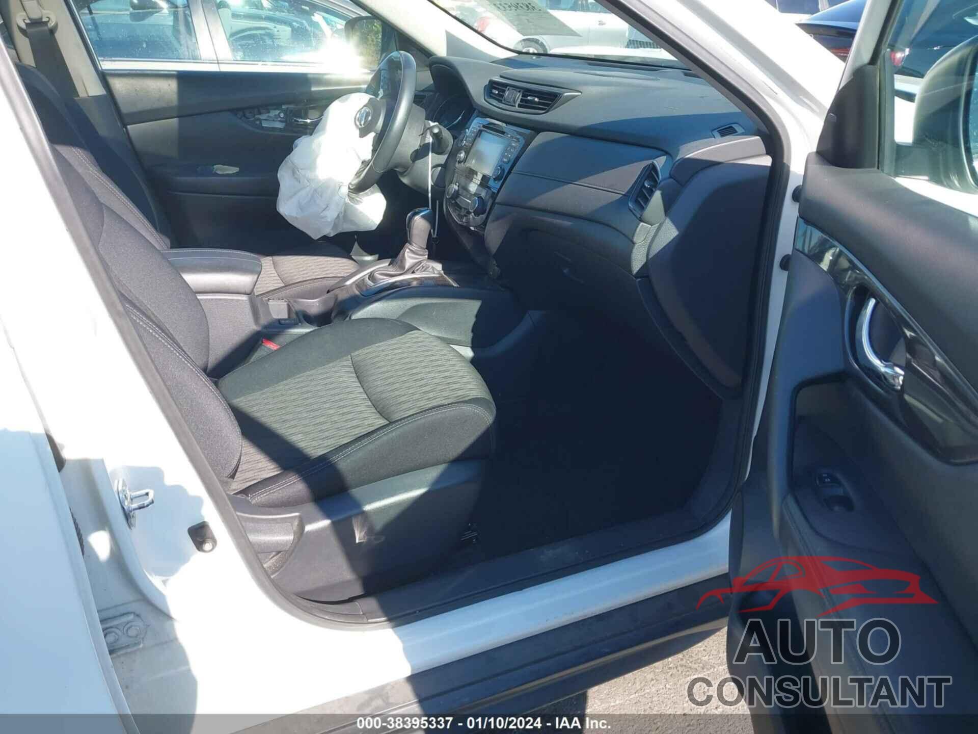 NISSAN ROGUE HYBRID 2017 - 5N1ET2MV6HC830695