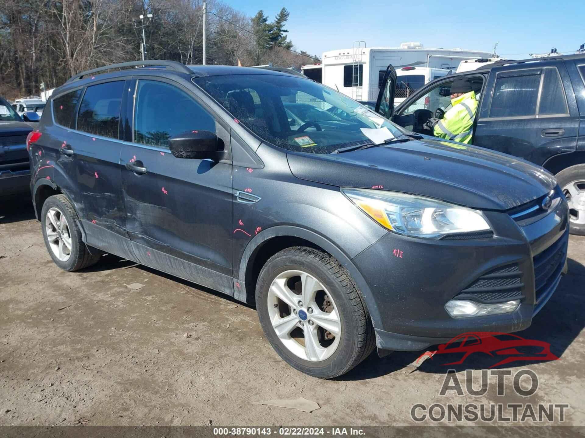 FORD ESCAPE 2016 - 1FMCU9GX2GUC33238