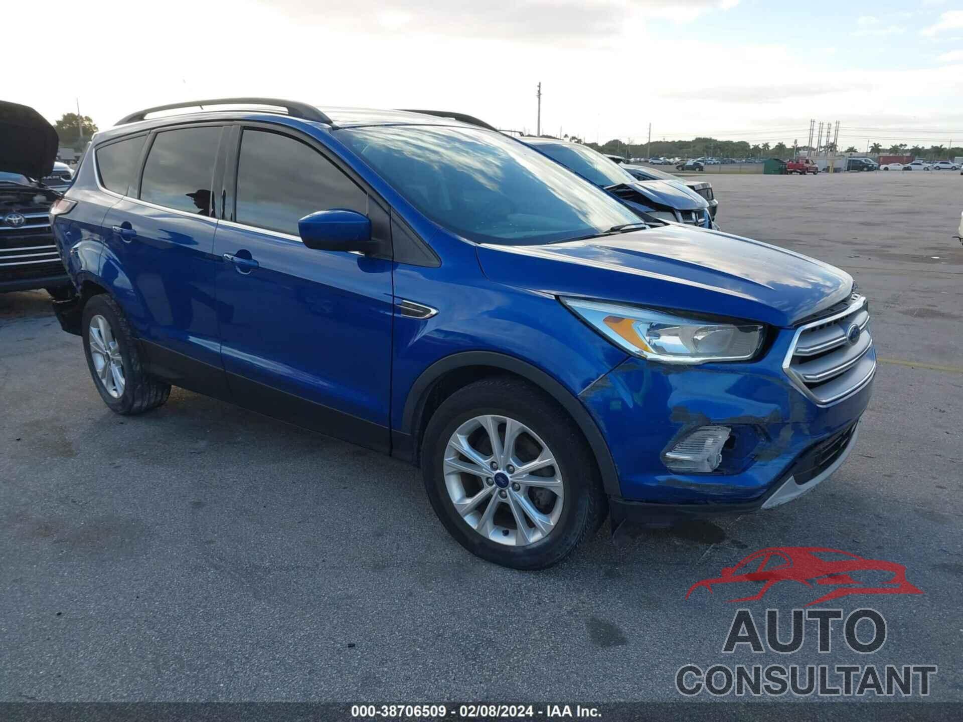 FORD ESCAPE 2018 - 1FMCU0GD1JUA75614