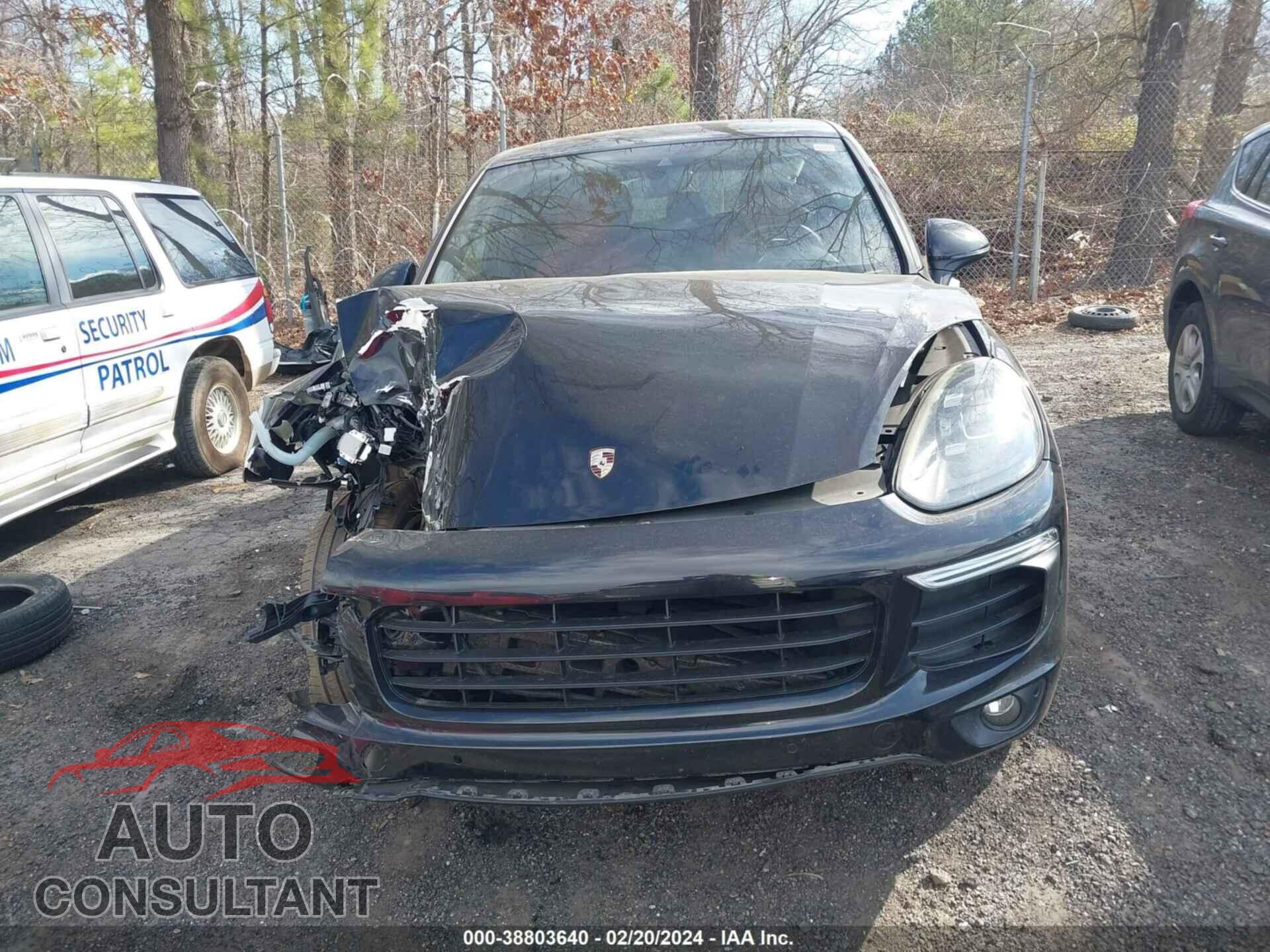 PORSCHE CAYENNE 2016 - WP1AA2A26GLA04607