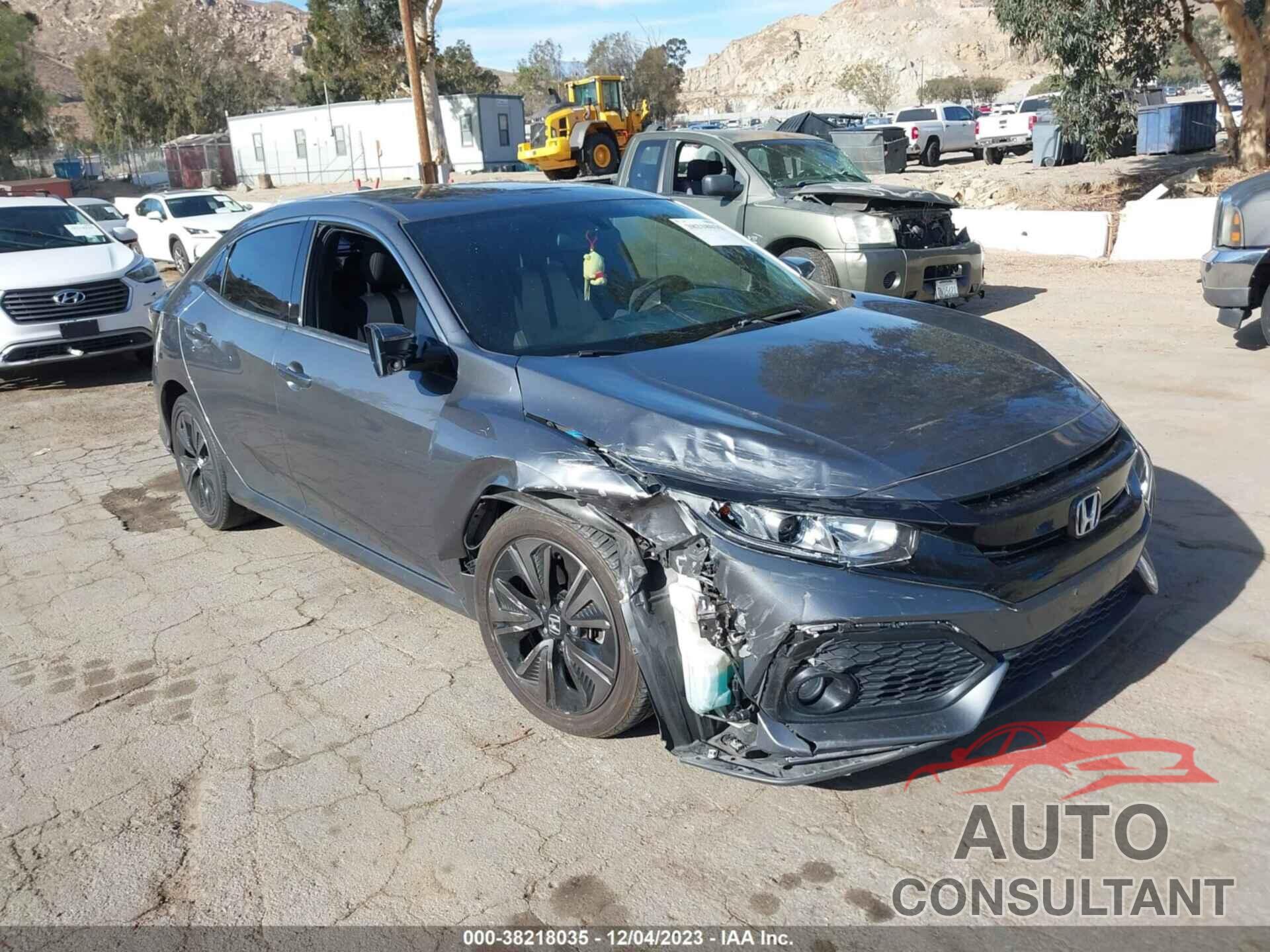 HONDA CIVIC 2018 - SHHFK7H58JU431751