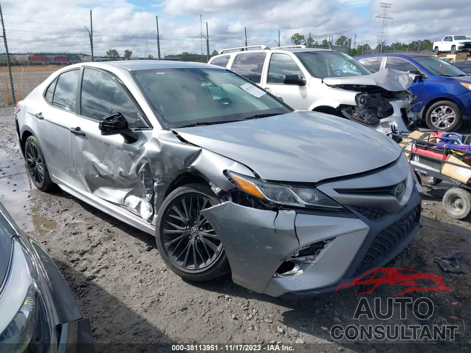 TOYOTA CAMRY 2019 - 4T1B11HK1KU258066