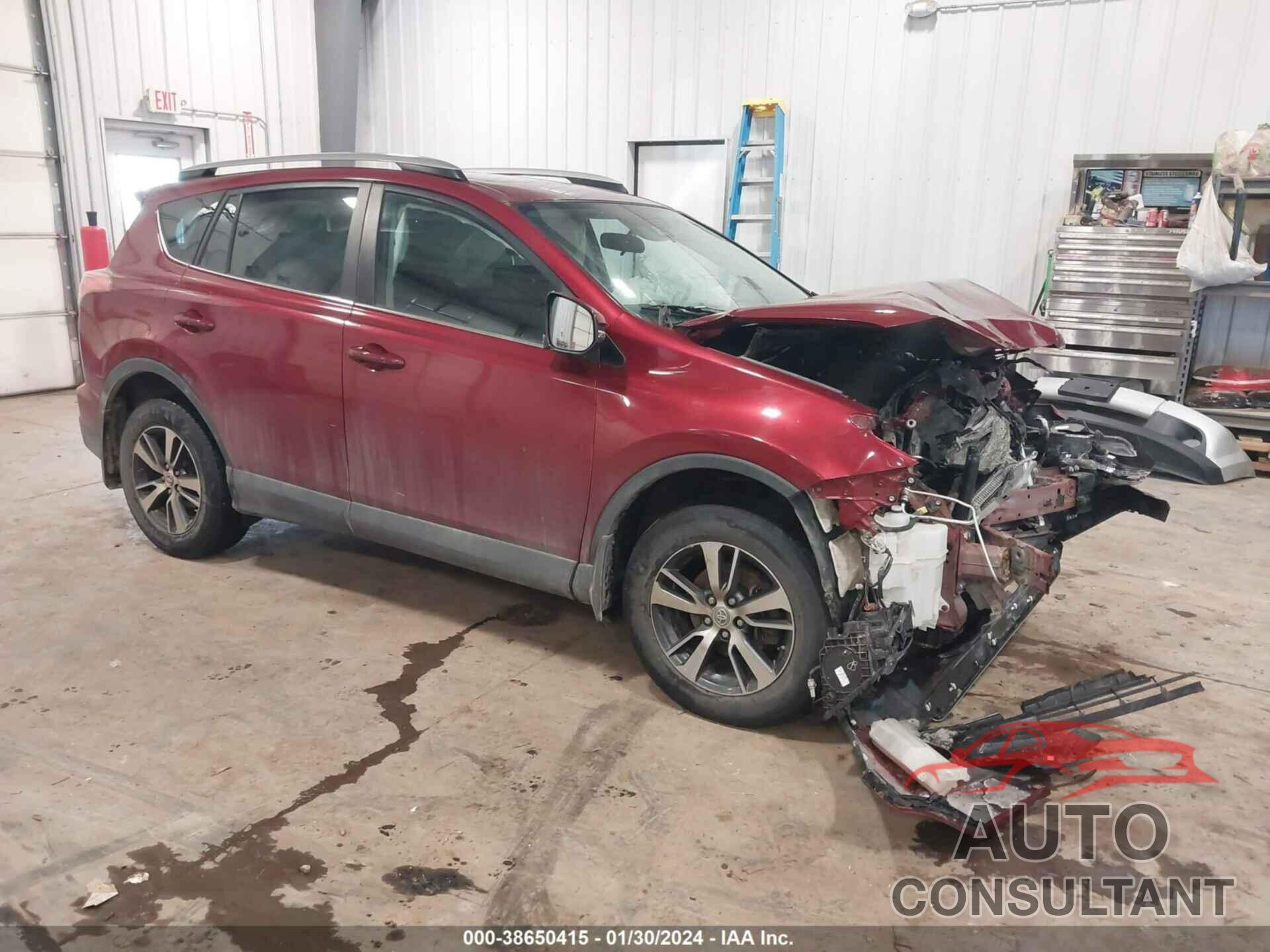 TOYOTA RAV4 2018 - 2T3RFREV0JW706364