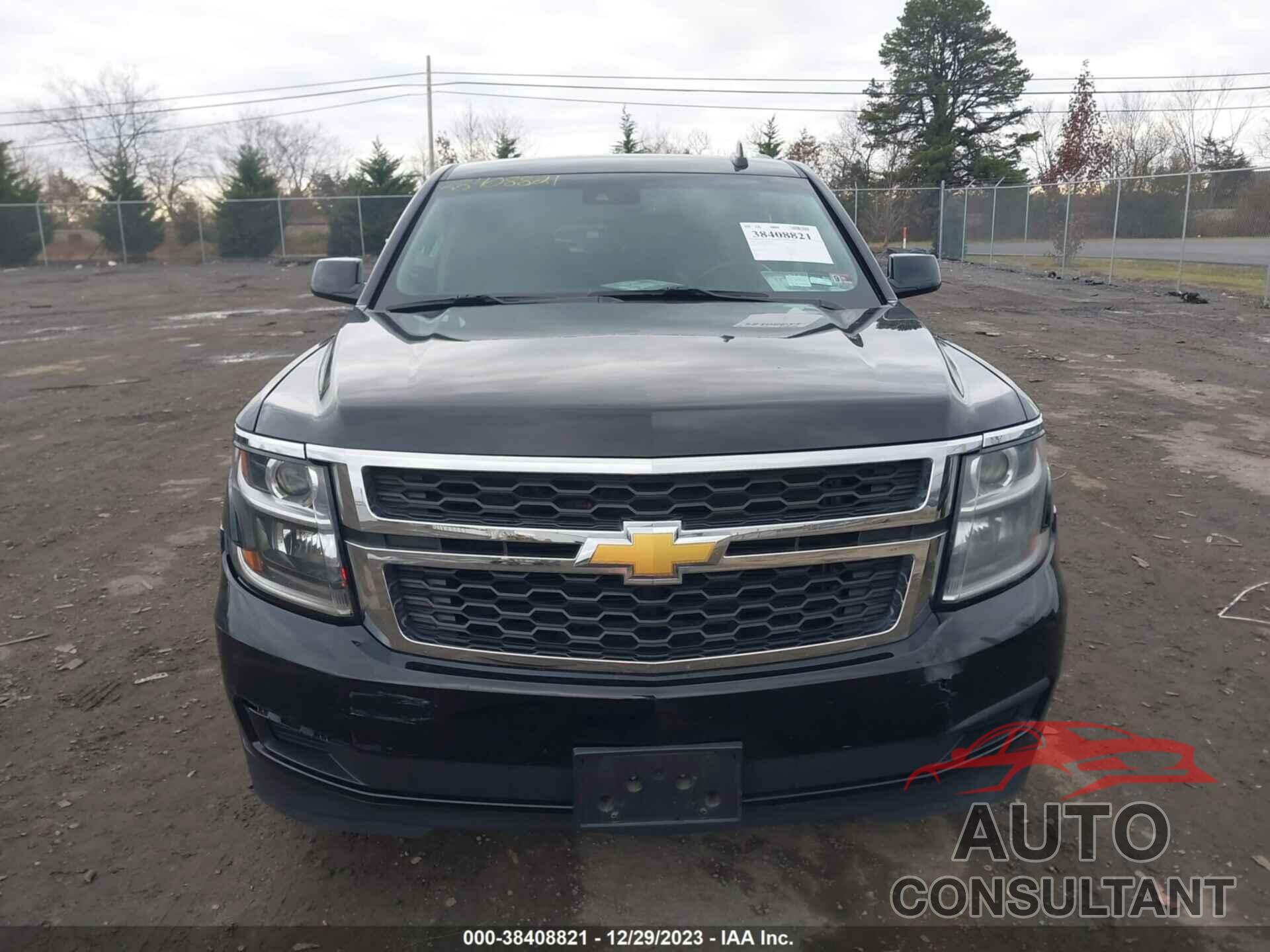 CHEVROLET SUBURBAN 2019 - 1GNSKHKCXKR169456