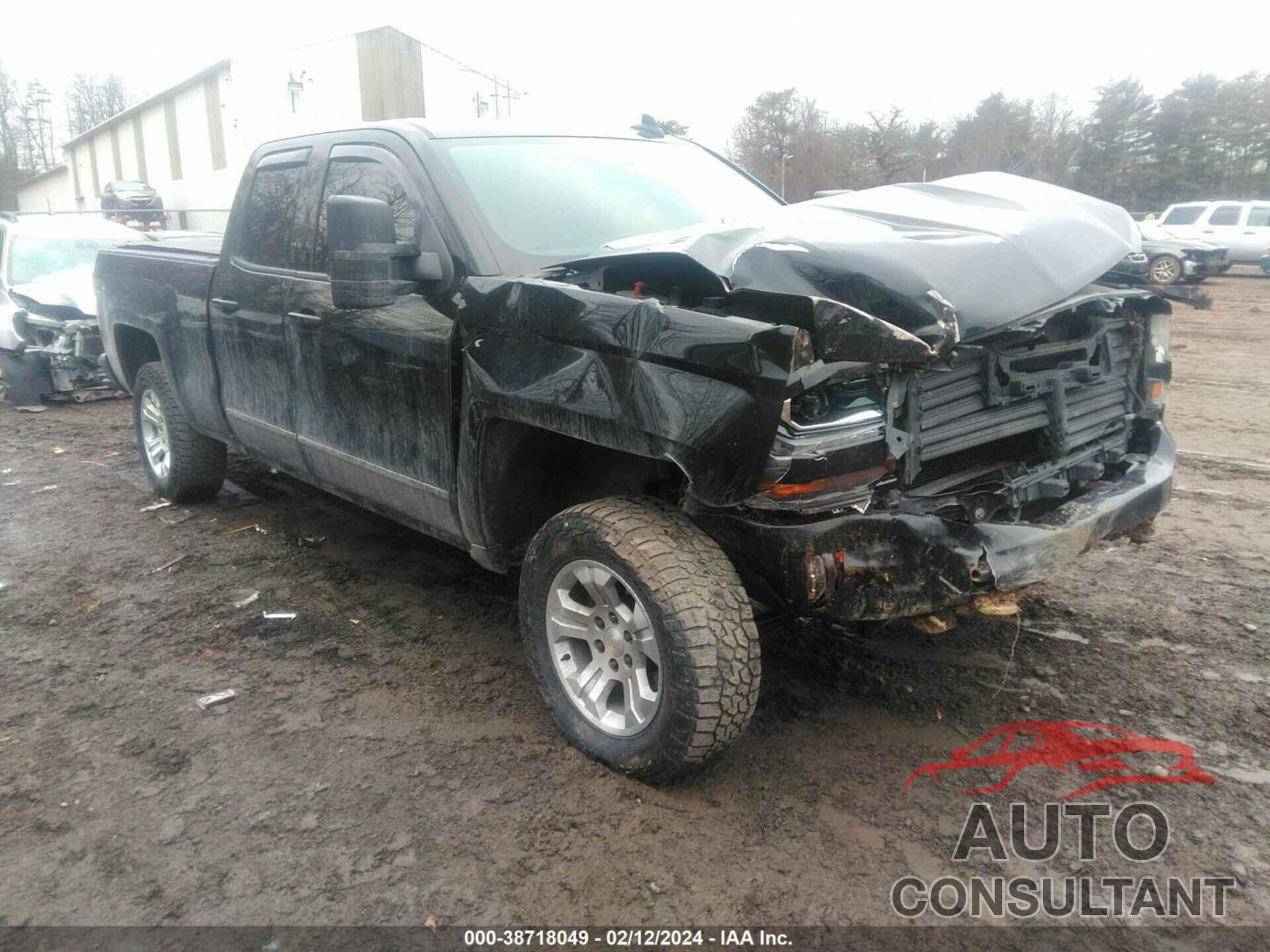 CHEVROLET SILVERADO 1500 2018 - 1GCVKREC6JZ360894