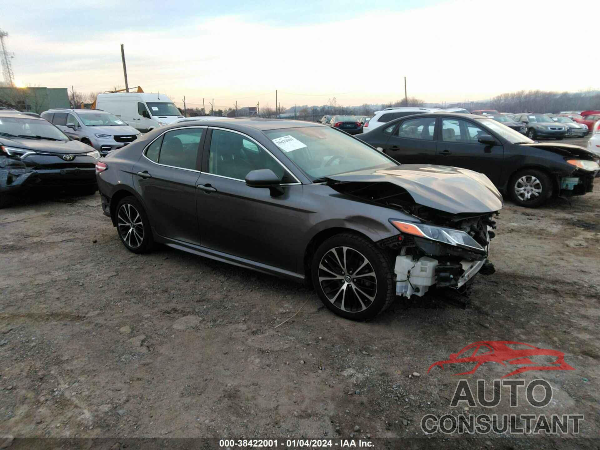 TOYOTA CAMRY 2020 - 4T1G11AKXLU923631