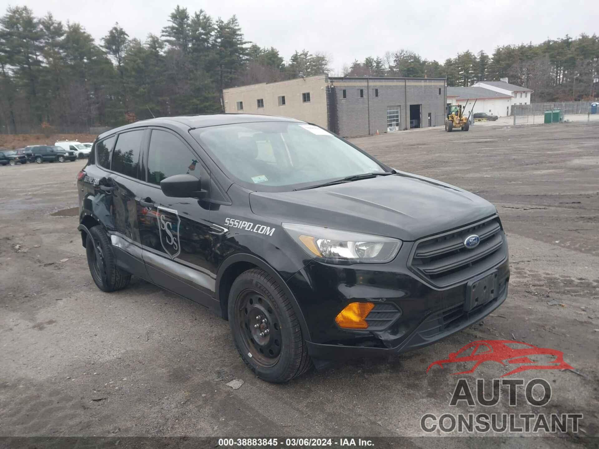 FORD ESCAPE 2018 - 1FMCU0F70JUA59464