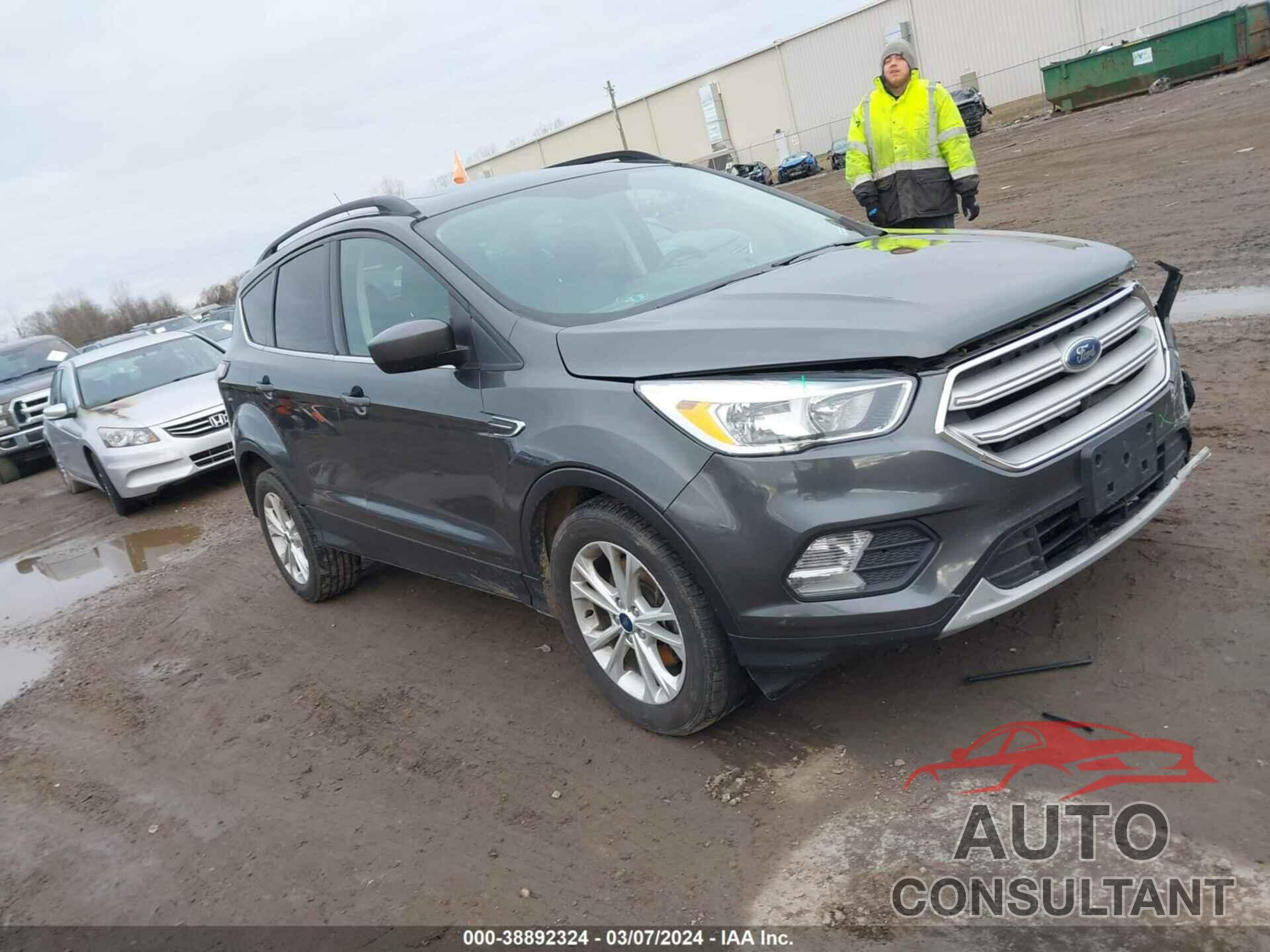 FORD ESCAPE 2018 - 1FMCU9GD9JUB88845