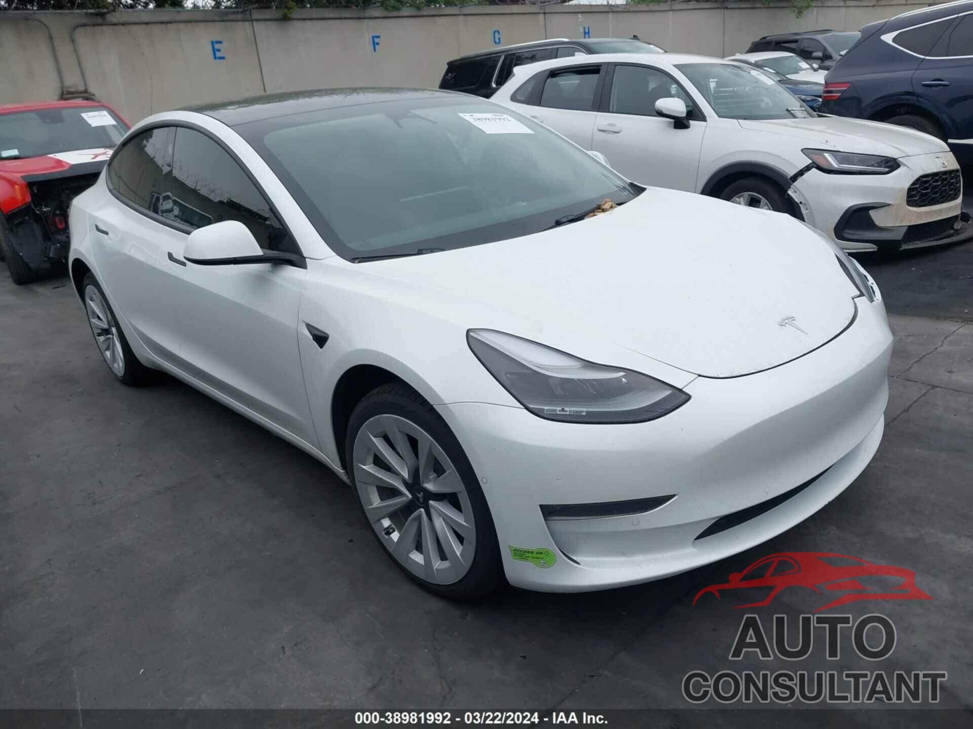 TESLA MODEL 3 2022 - 5YJ3E1EB4NF267911