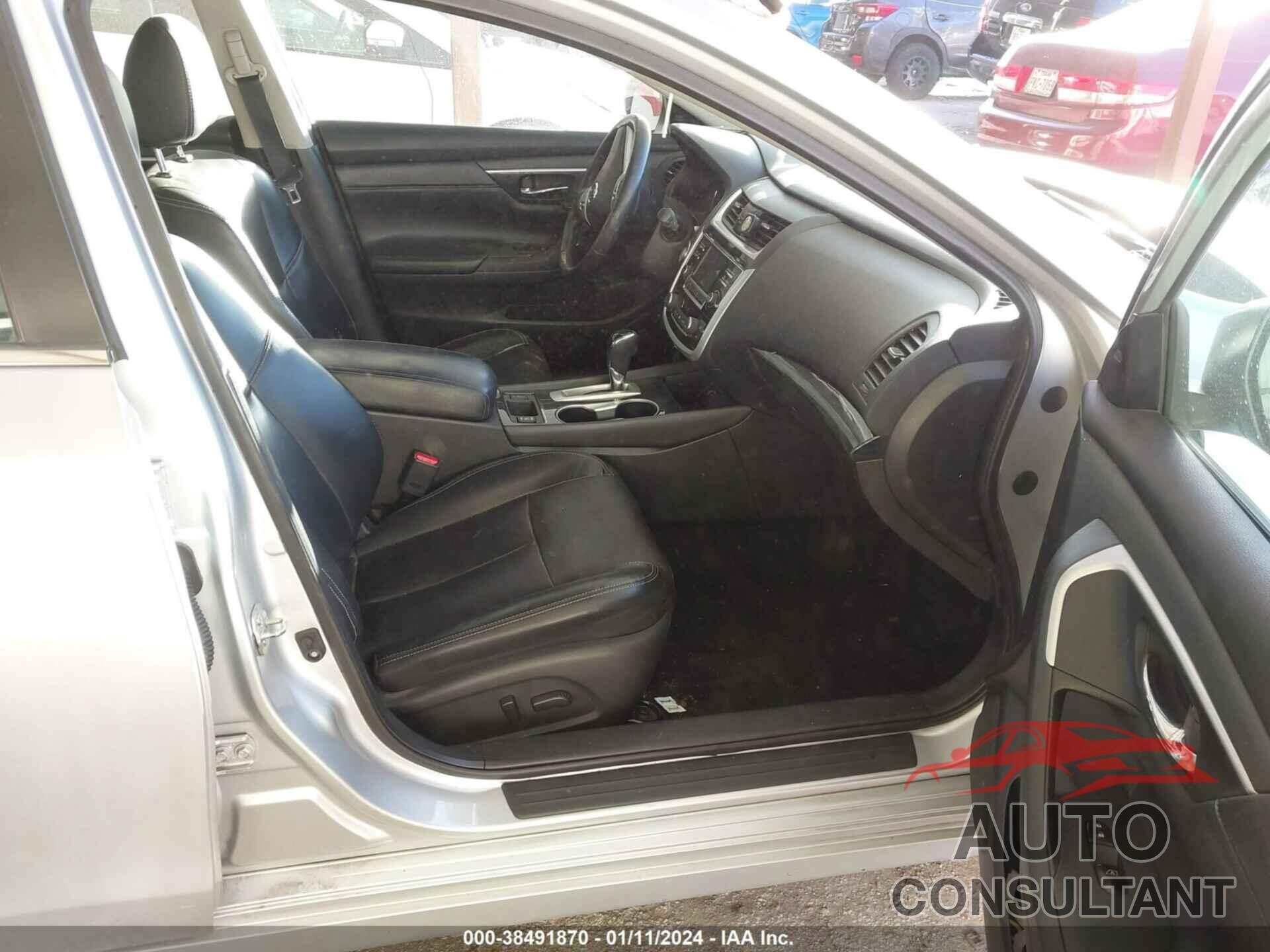 NISSAN ALTIMA 2018 - 1N4AL3AP2JC226166