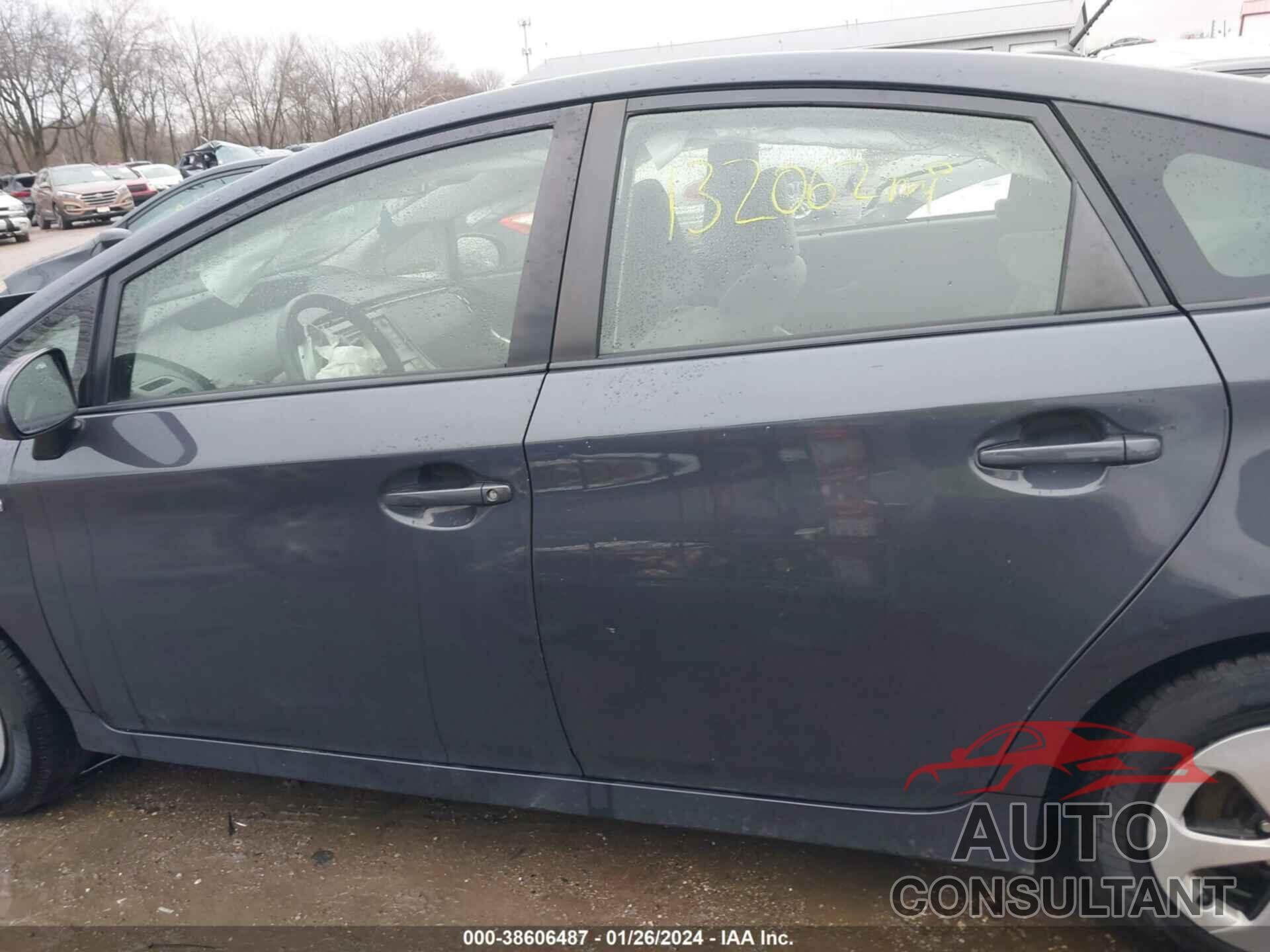TOYOTA PRIUS 2015 - JTDKN3DU6F0440080