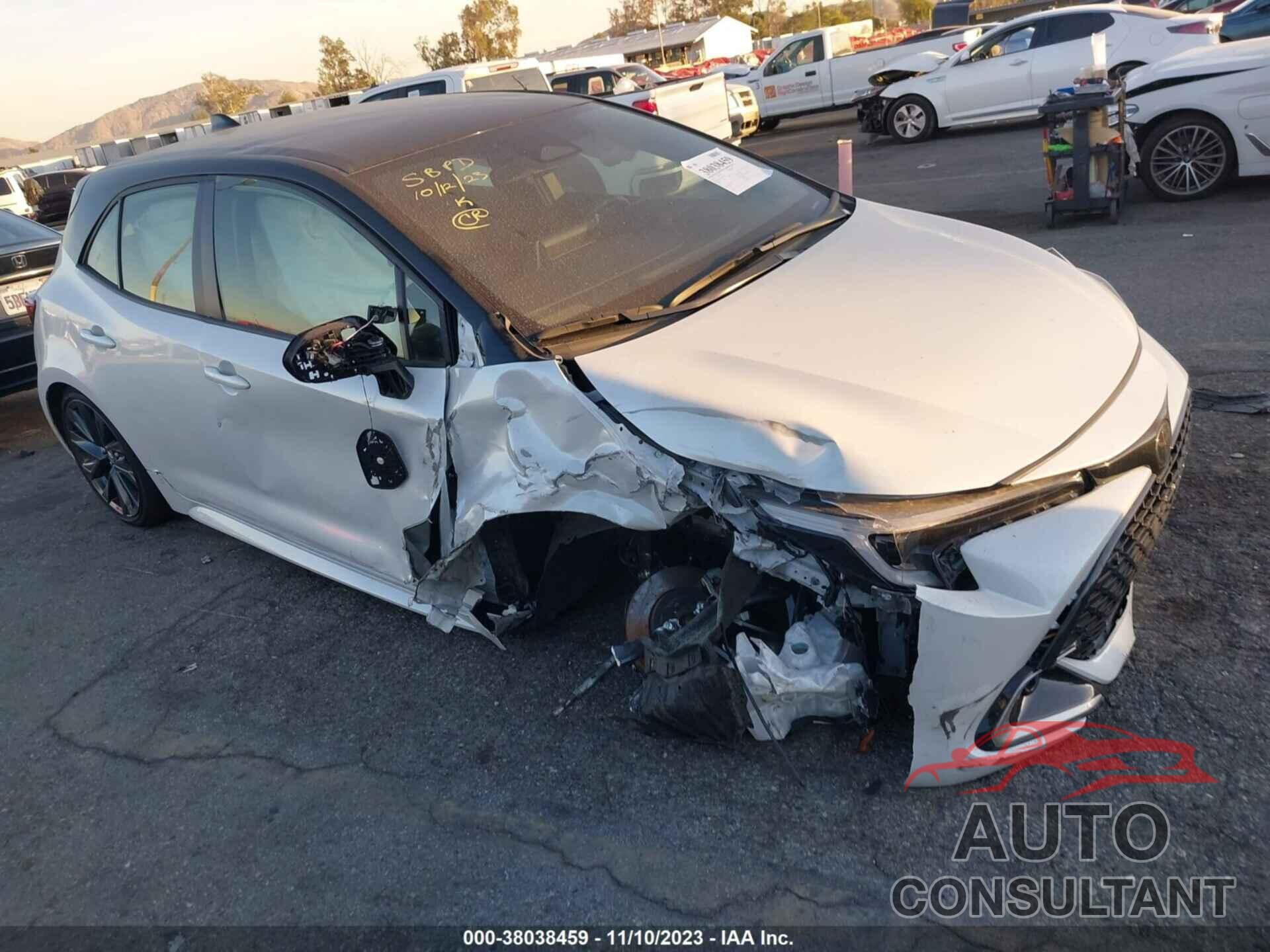 TOYOTA COROLLA 2023 - JTNC4MBE2P3194391