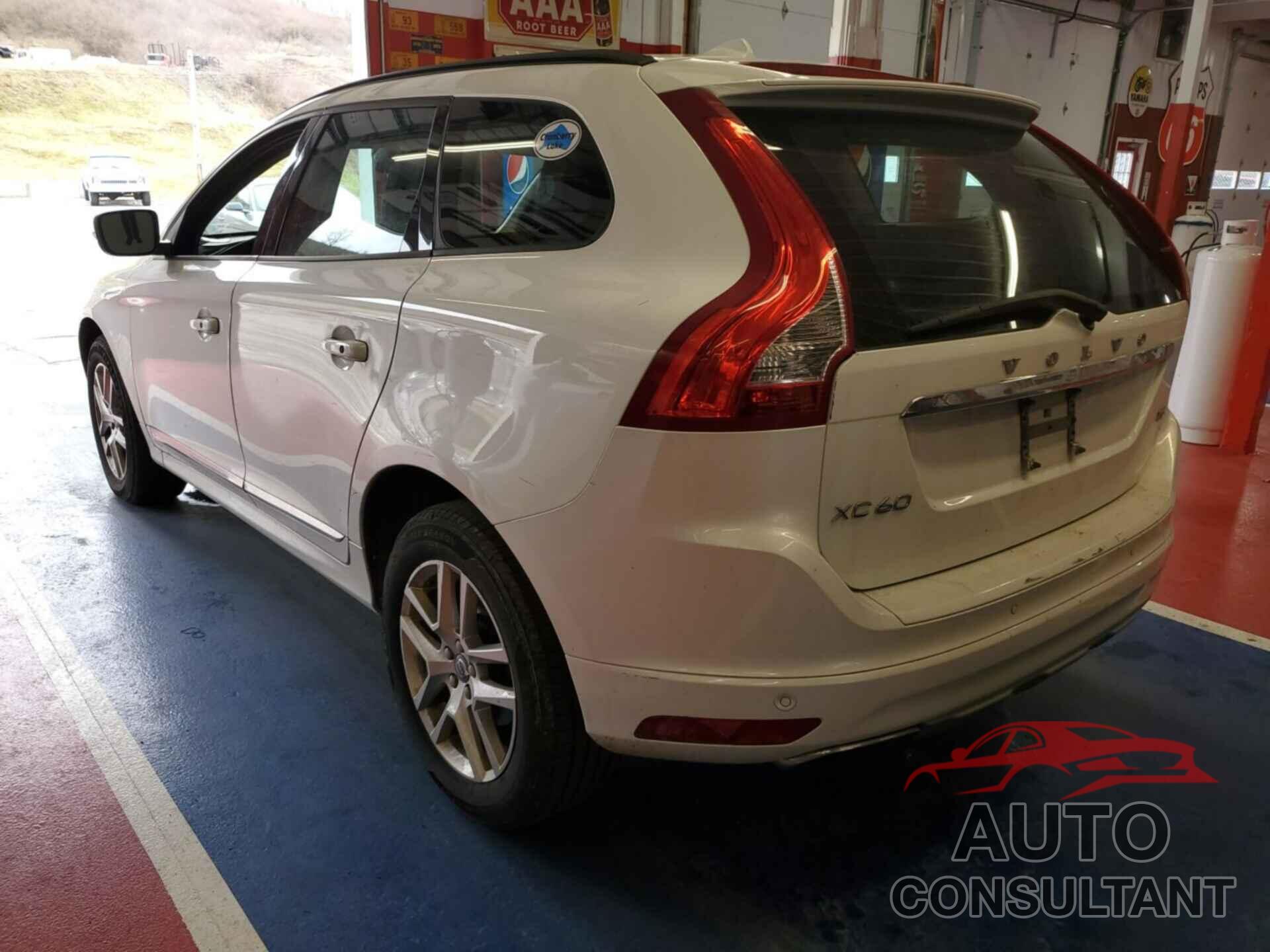 VOLVO XC60 2017 - YV440MDJ9H2084067