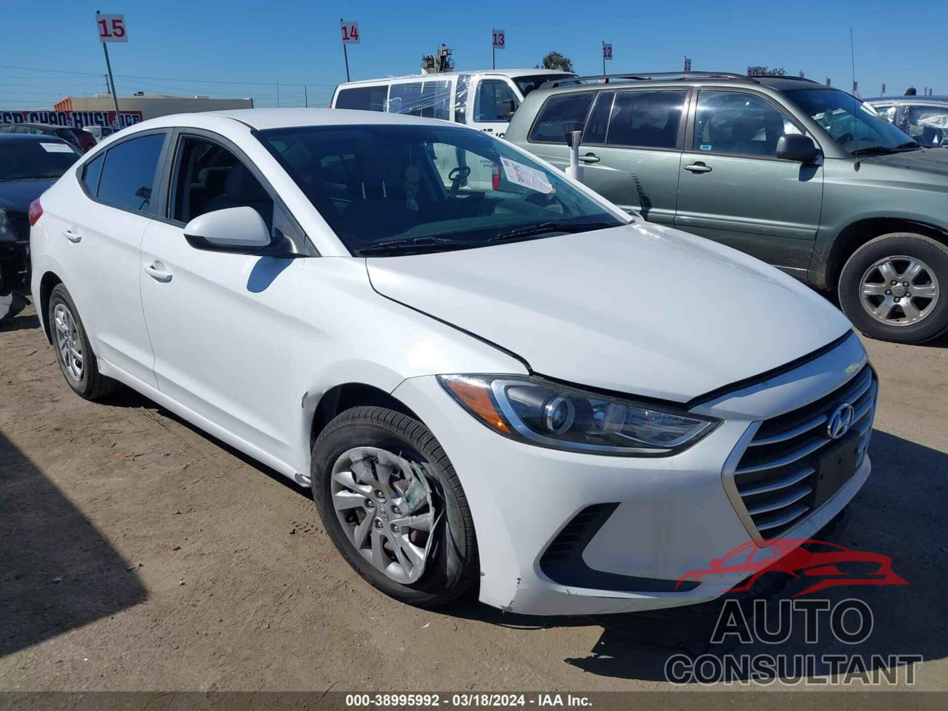 HYUNDAI ELANTRA 2017 - 5NPD74LF3HH094104