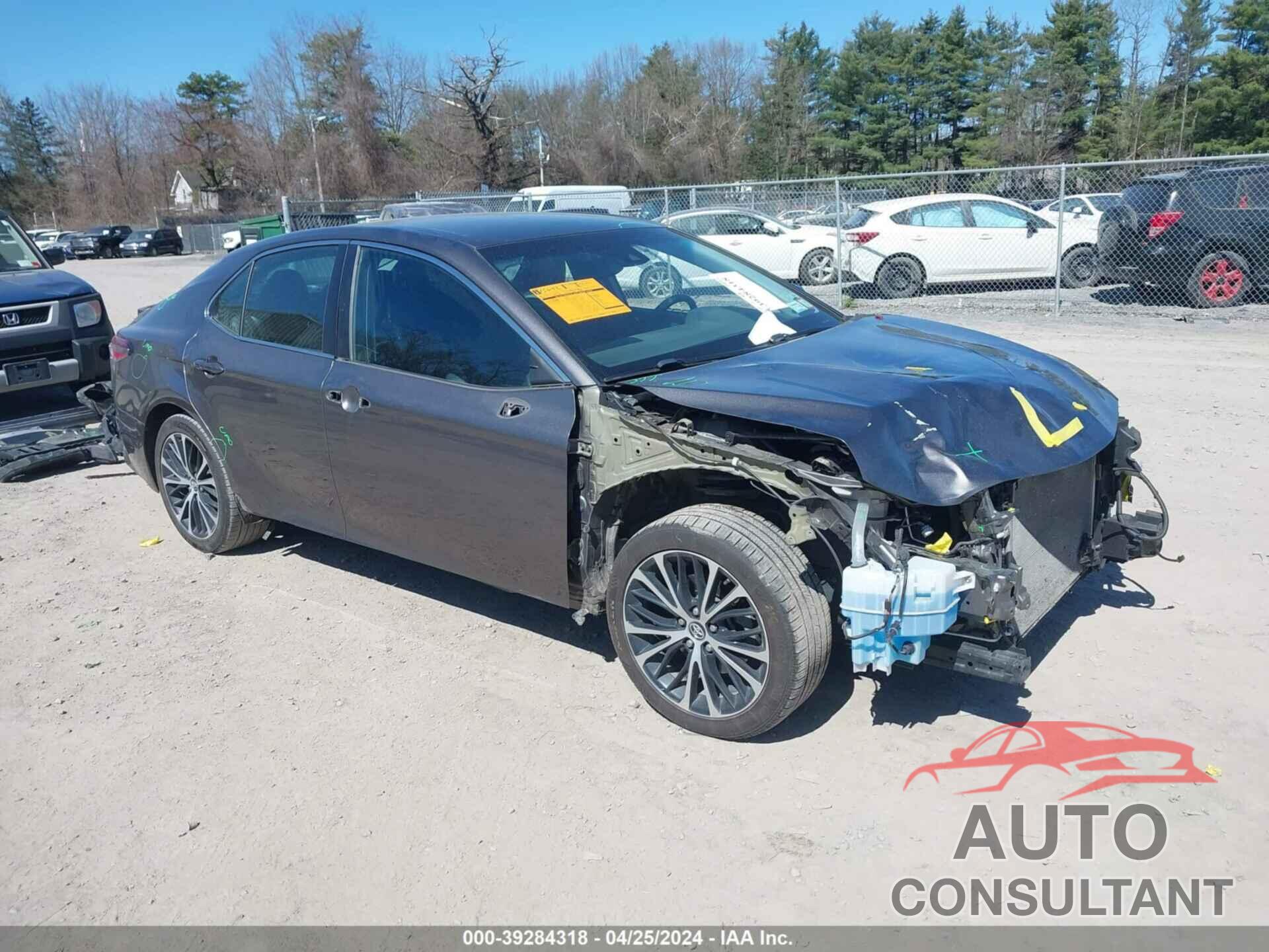 TOYOTA CAMRY 2018 - 4T1B11HK4JU622477