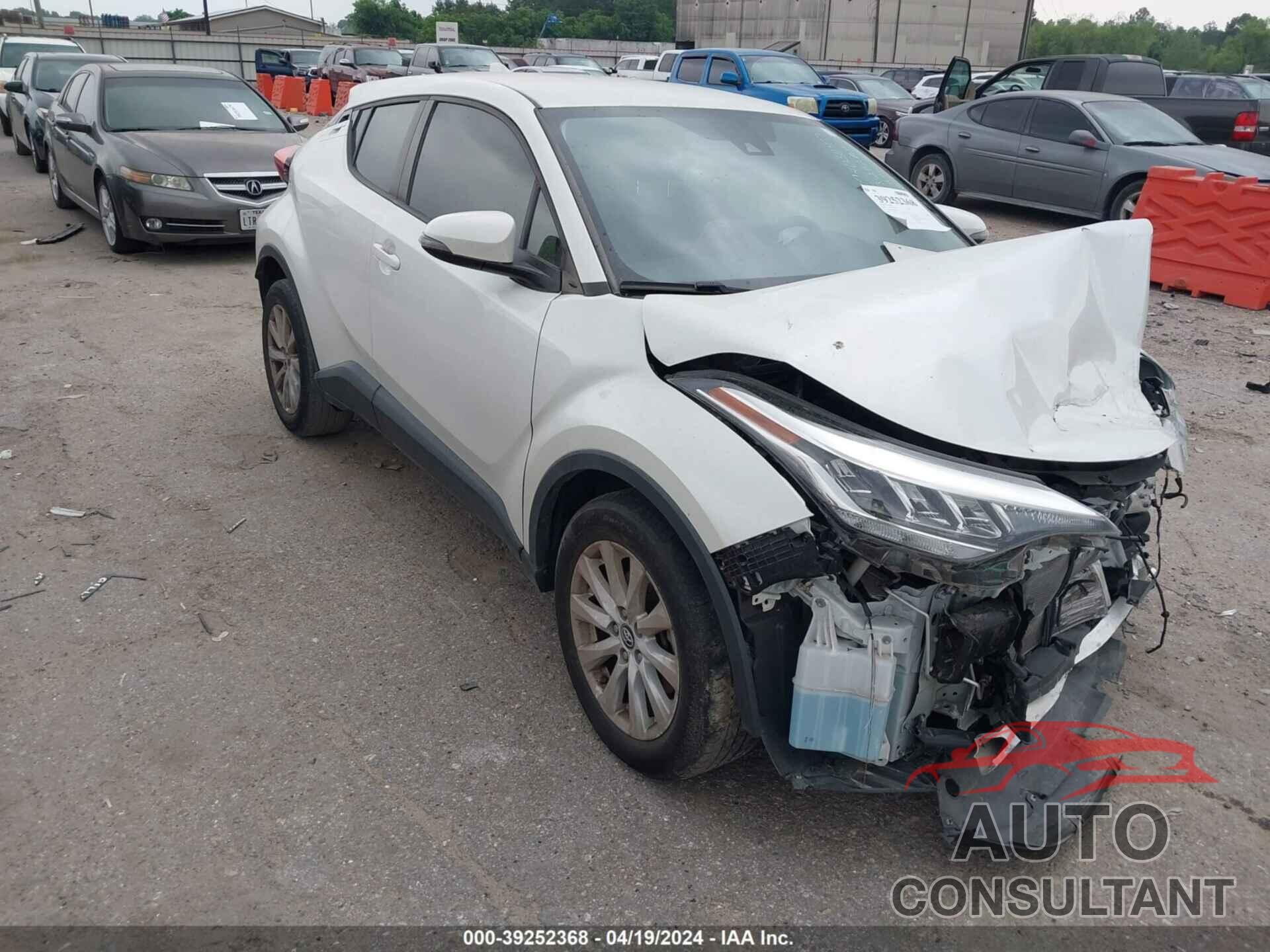 TOYOTA C-HR 2020 - JTNKHMBX2L1082407