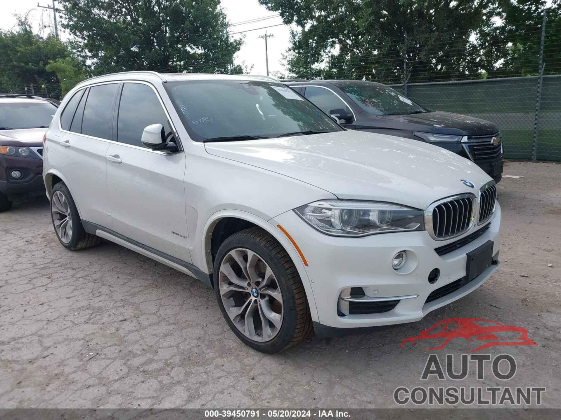 BMW X5 2018 - 5UXKR0C5XJ0Y00424