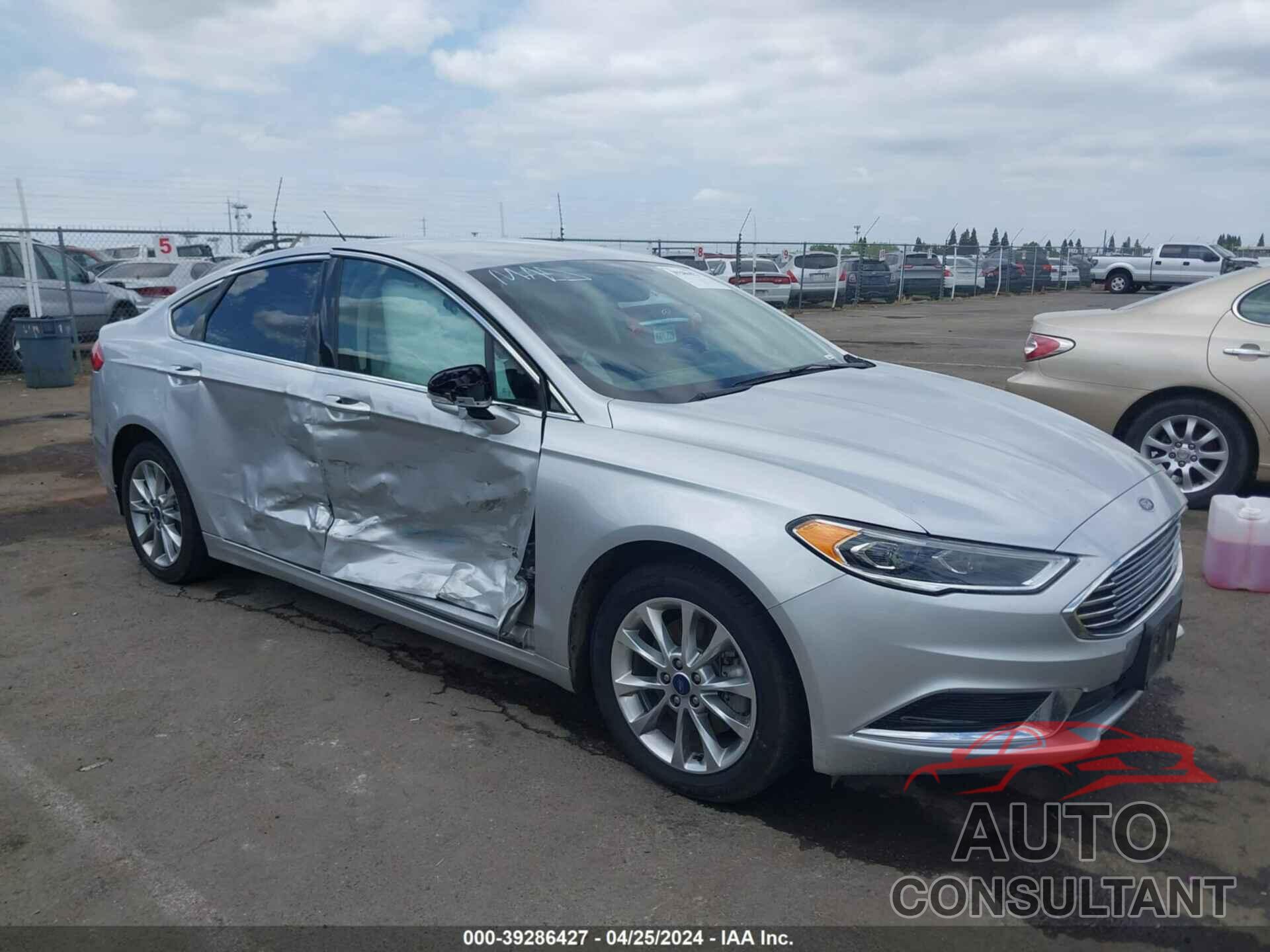 FORD FUSION ENERGI 2018 - 3FA6P0PU1JR111078