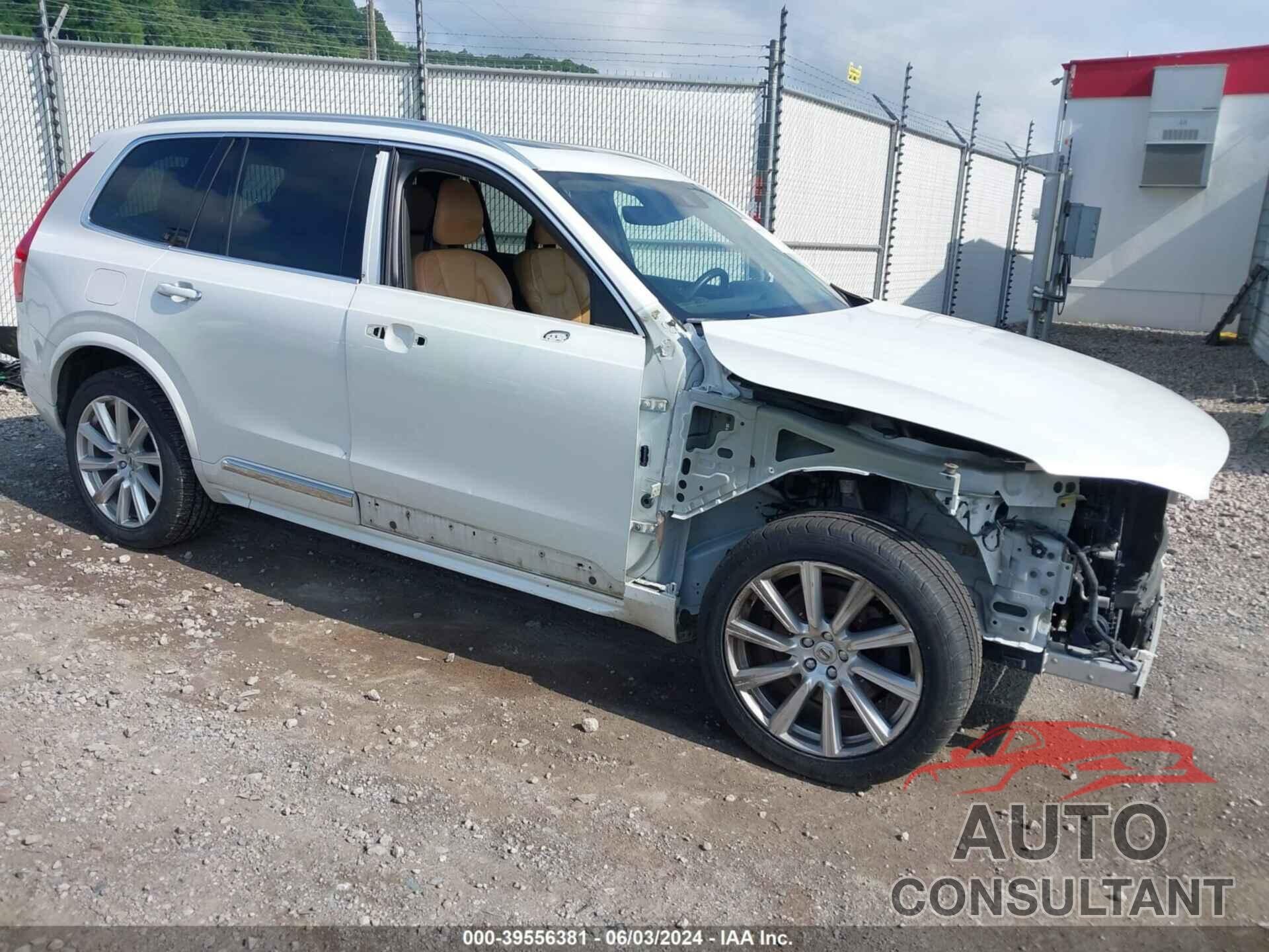 VOLVO XC90 2016 - YV4A22PL2G1026157