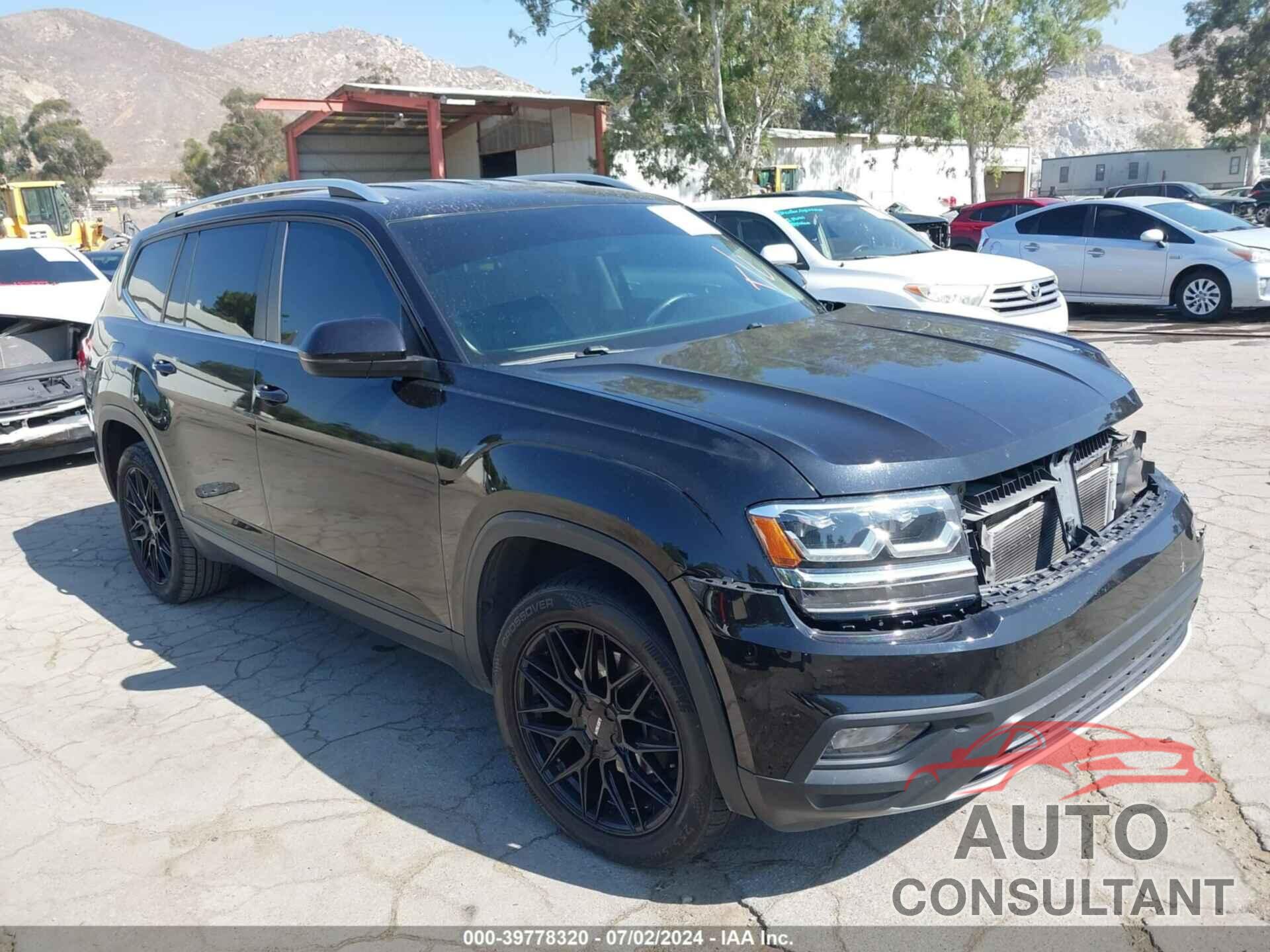 VOLKSWAGEN ATLAS 2018 - 1V2CR2CA0JC565947