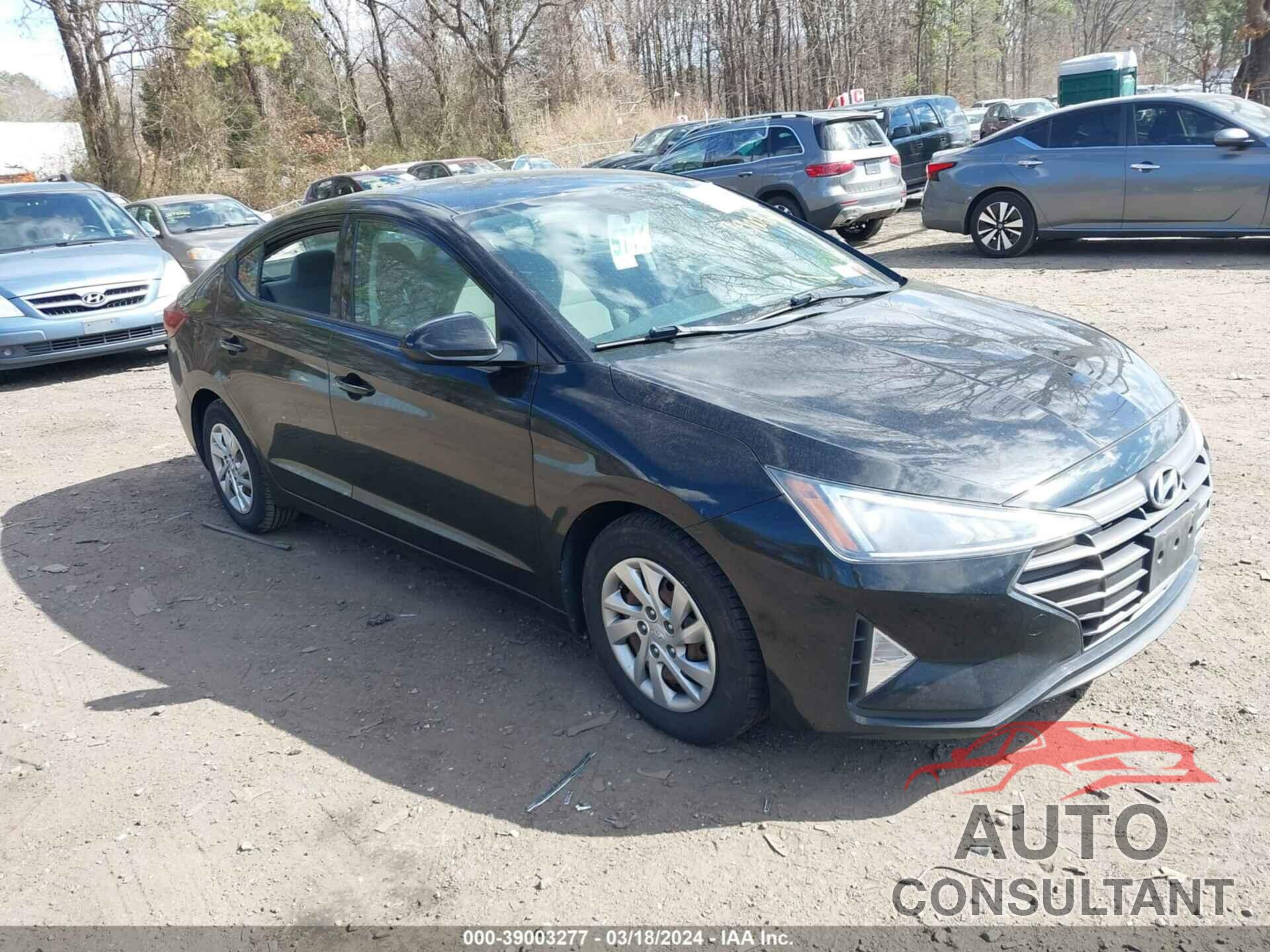 HYUNDAI ELANTRA 2019 - KMHD74LF0KU816864