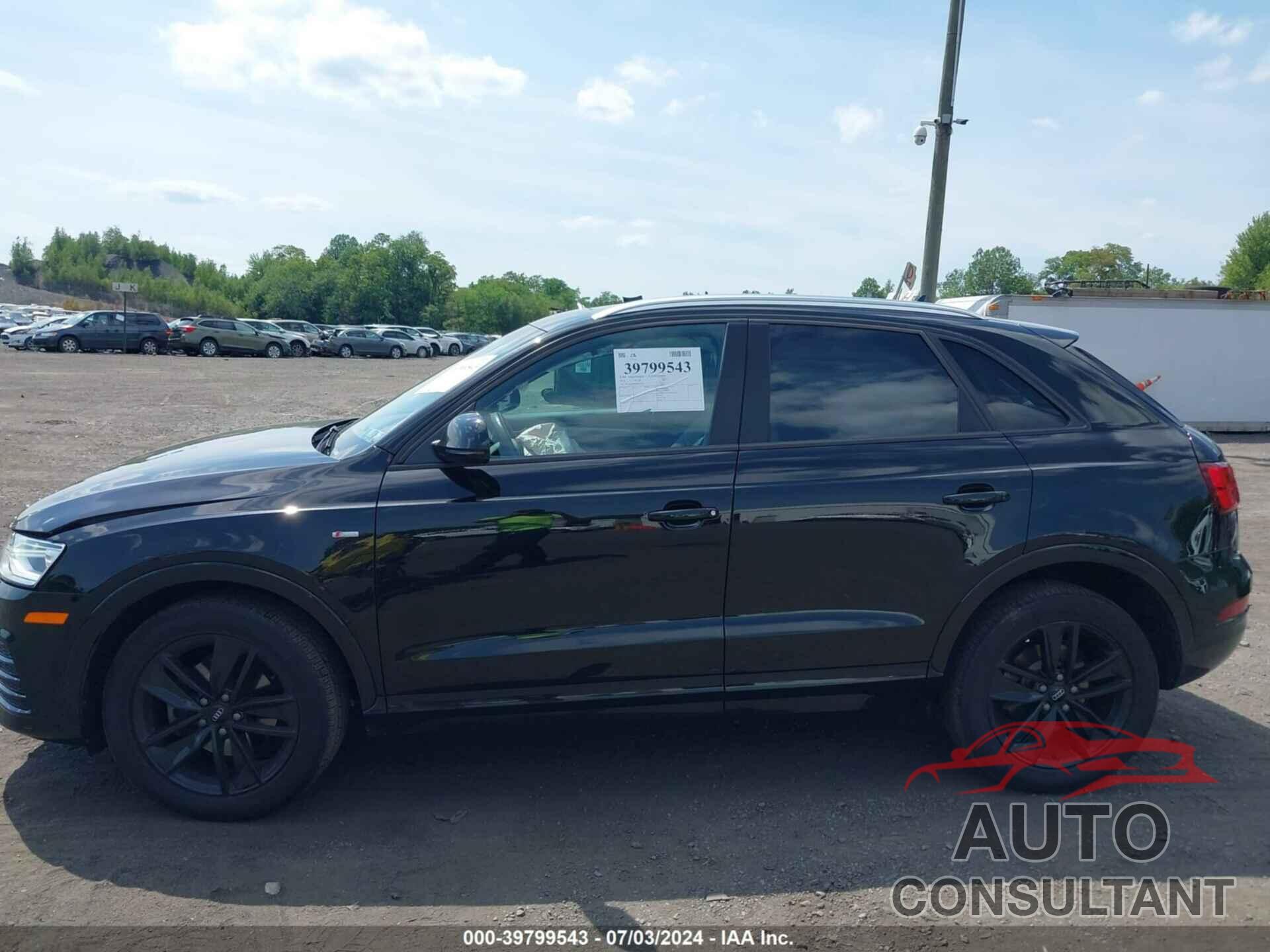 AUDI Q3 2018 - WA1ECCFS0JR014561
