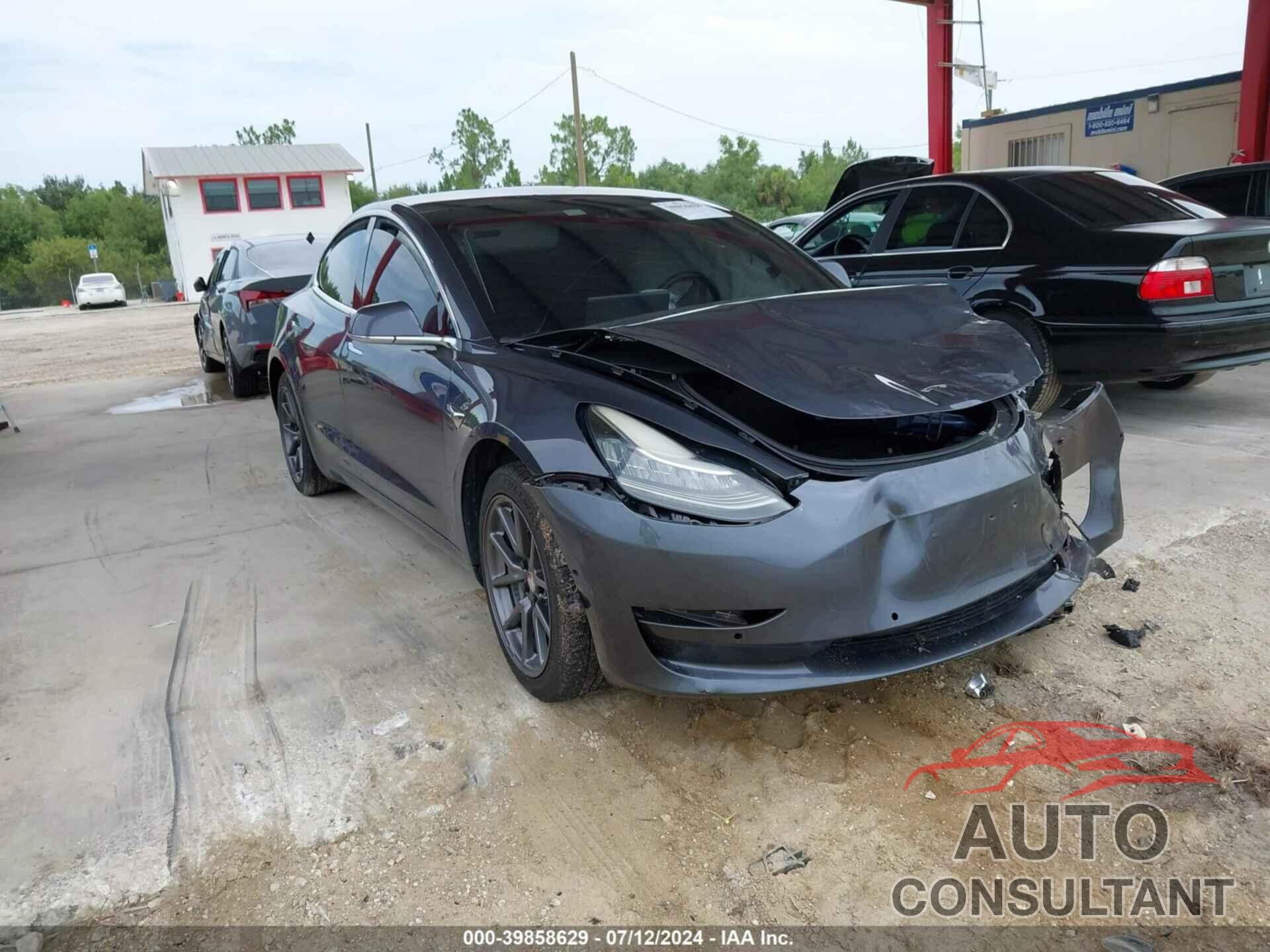 TESLA MODEL 3 2018 - 5YJ3E1EA0JF153583