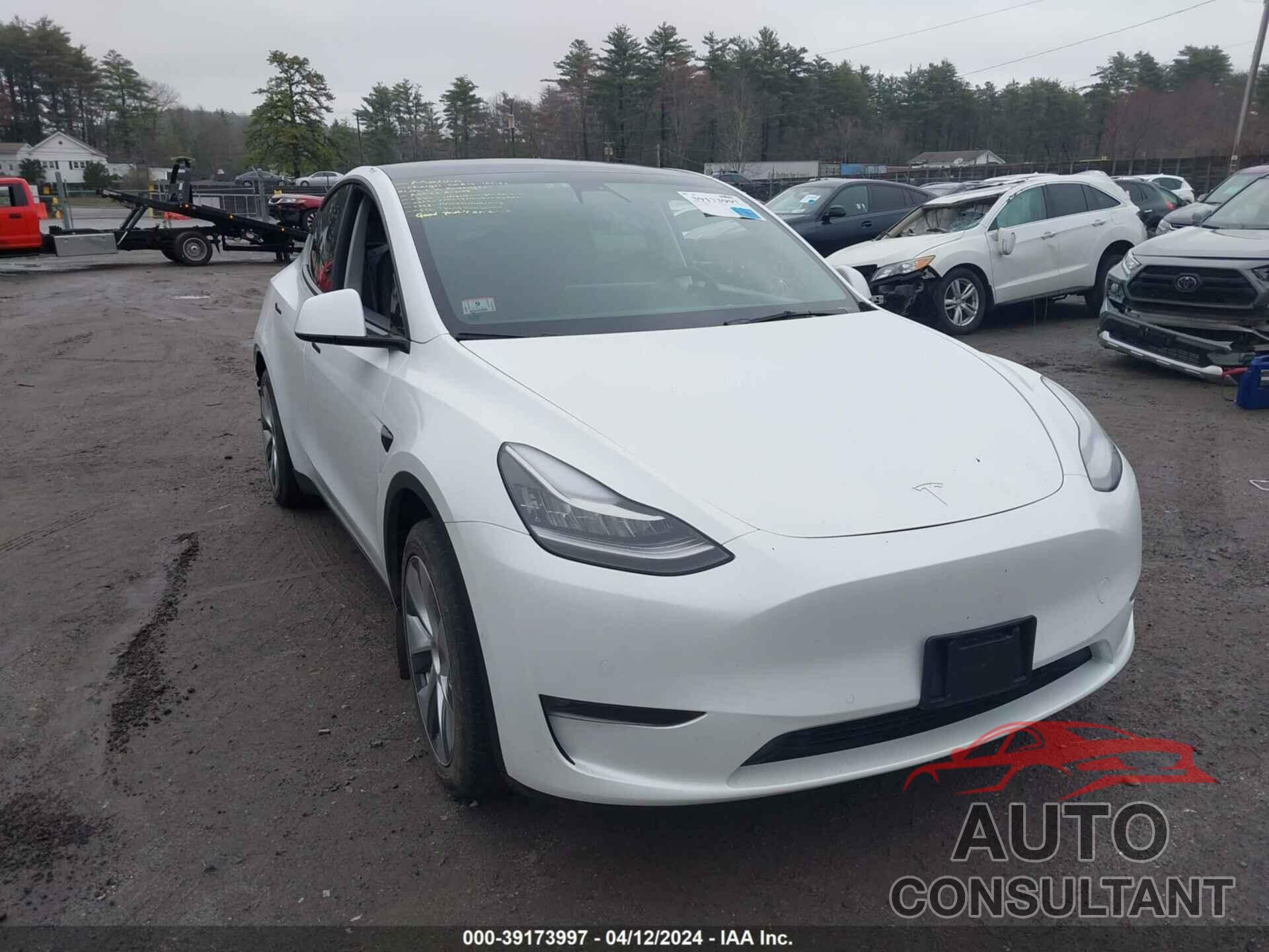 TESLA MODEL Y 2021 - 5YJYGDEE2MF257033