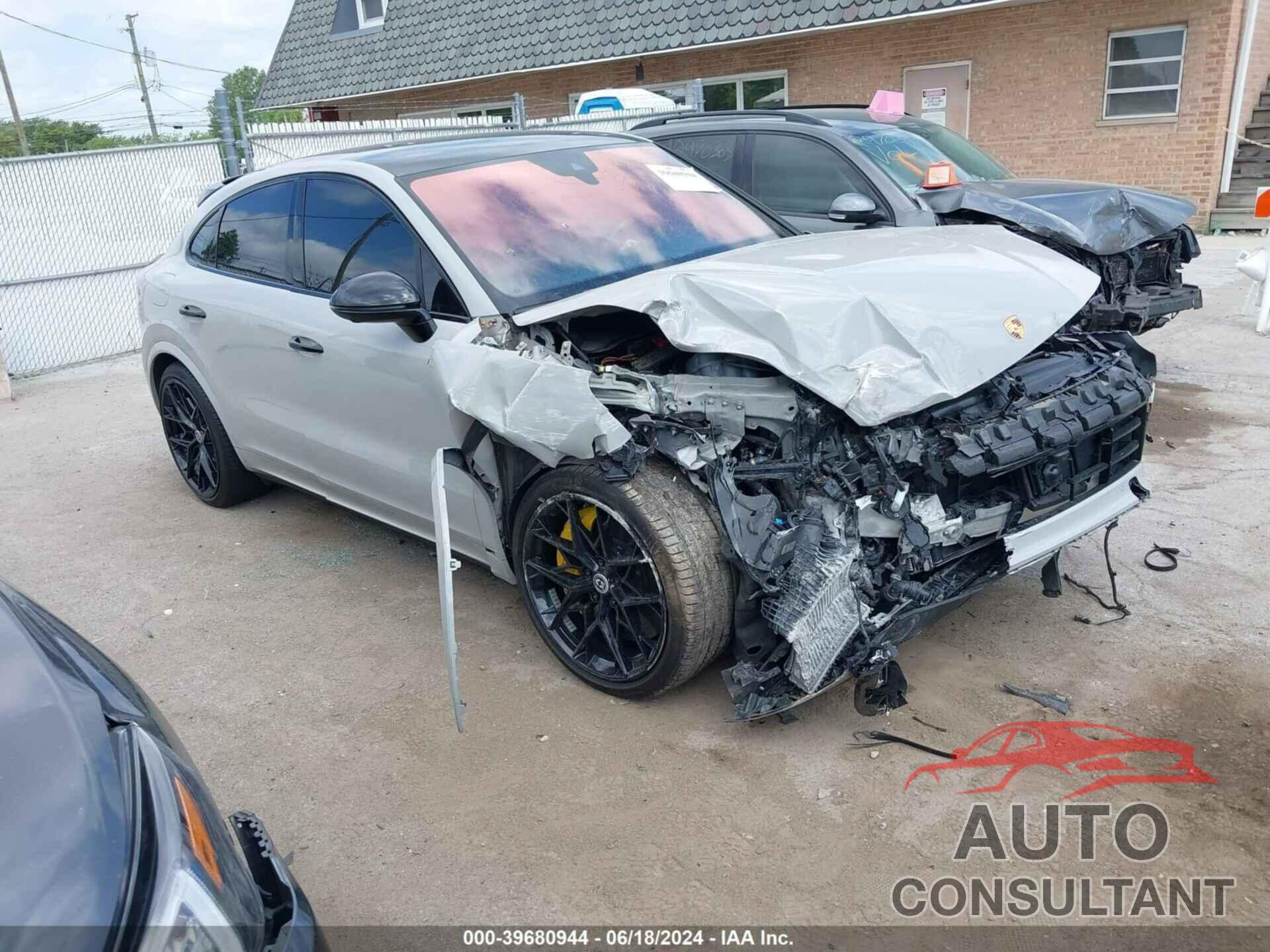 PORSCHE CAYENNE E-HYBRID COUPE 2020 - WP1BH2AY2LDA68085