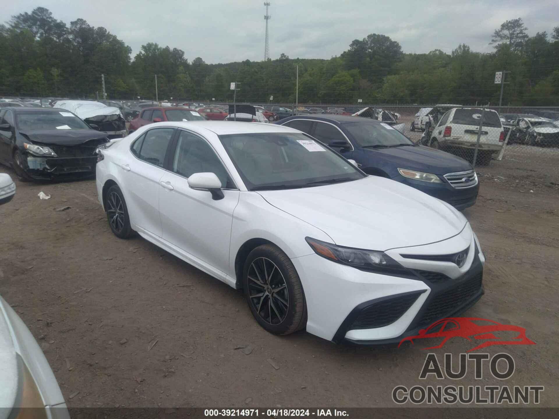 TOYOTA CAMRY 2024 - 4T1G11AKXRU867876