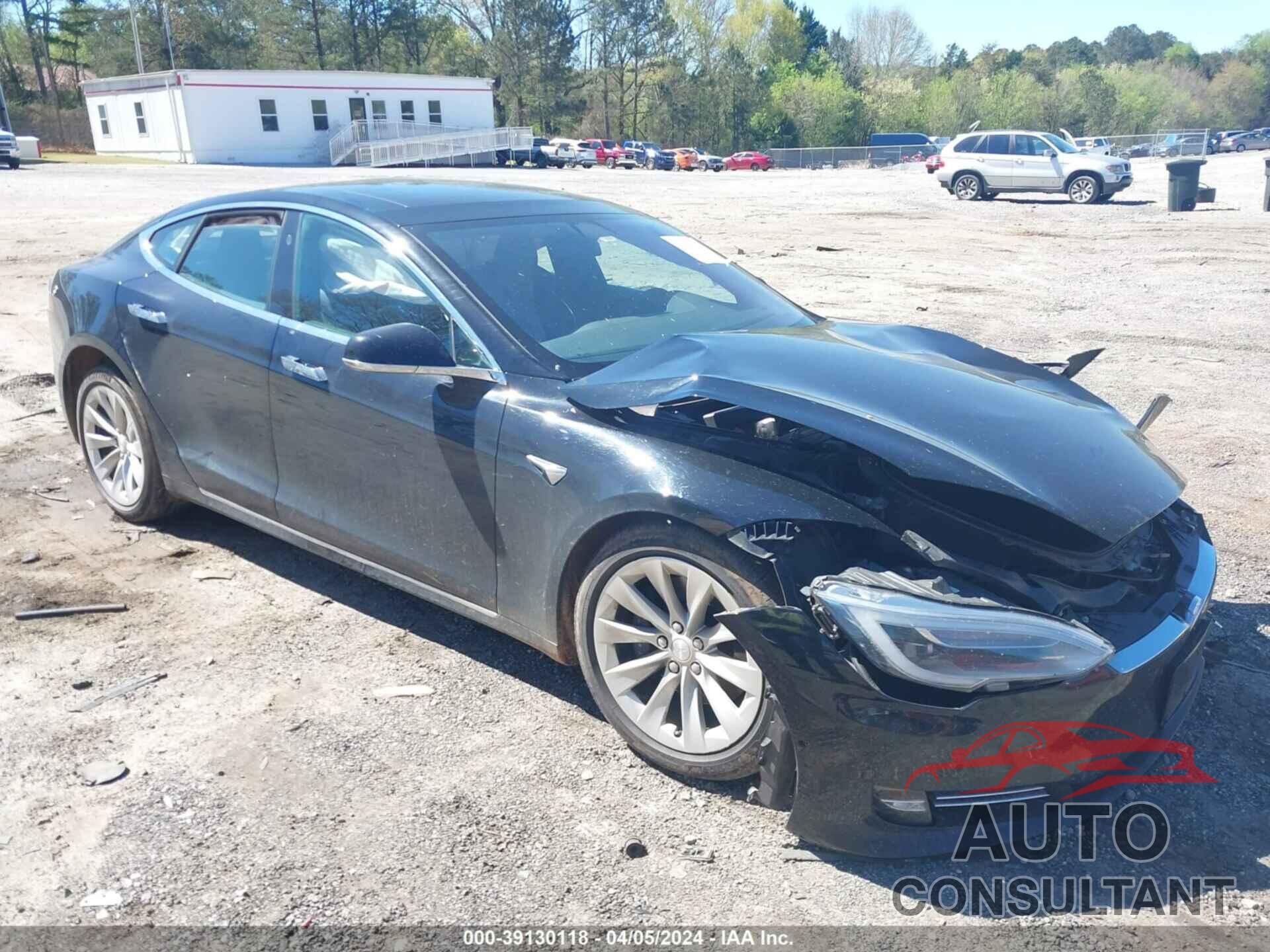 TESLA MODEL S 2018 - 5YJSA1E20JF284819