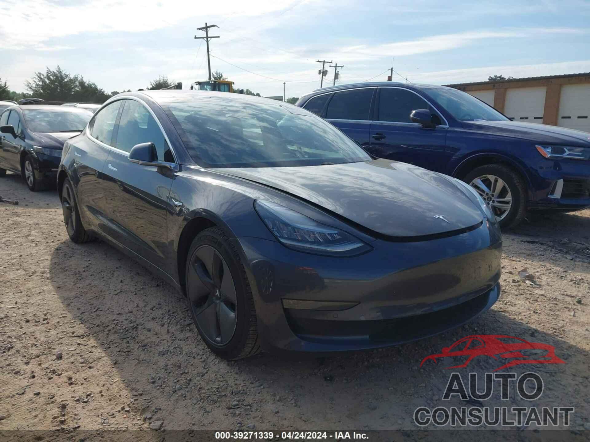 TESLA MODEL 3 2018 - 5YJ3E1EB0JF119359