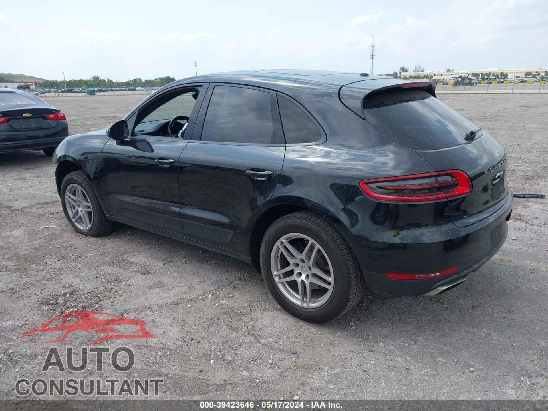 PORSCHE MACAN 2017 - WP1AA2A54HLB00019