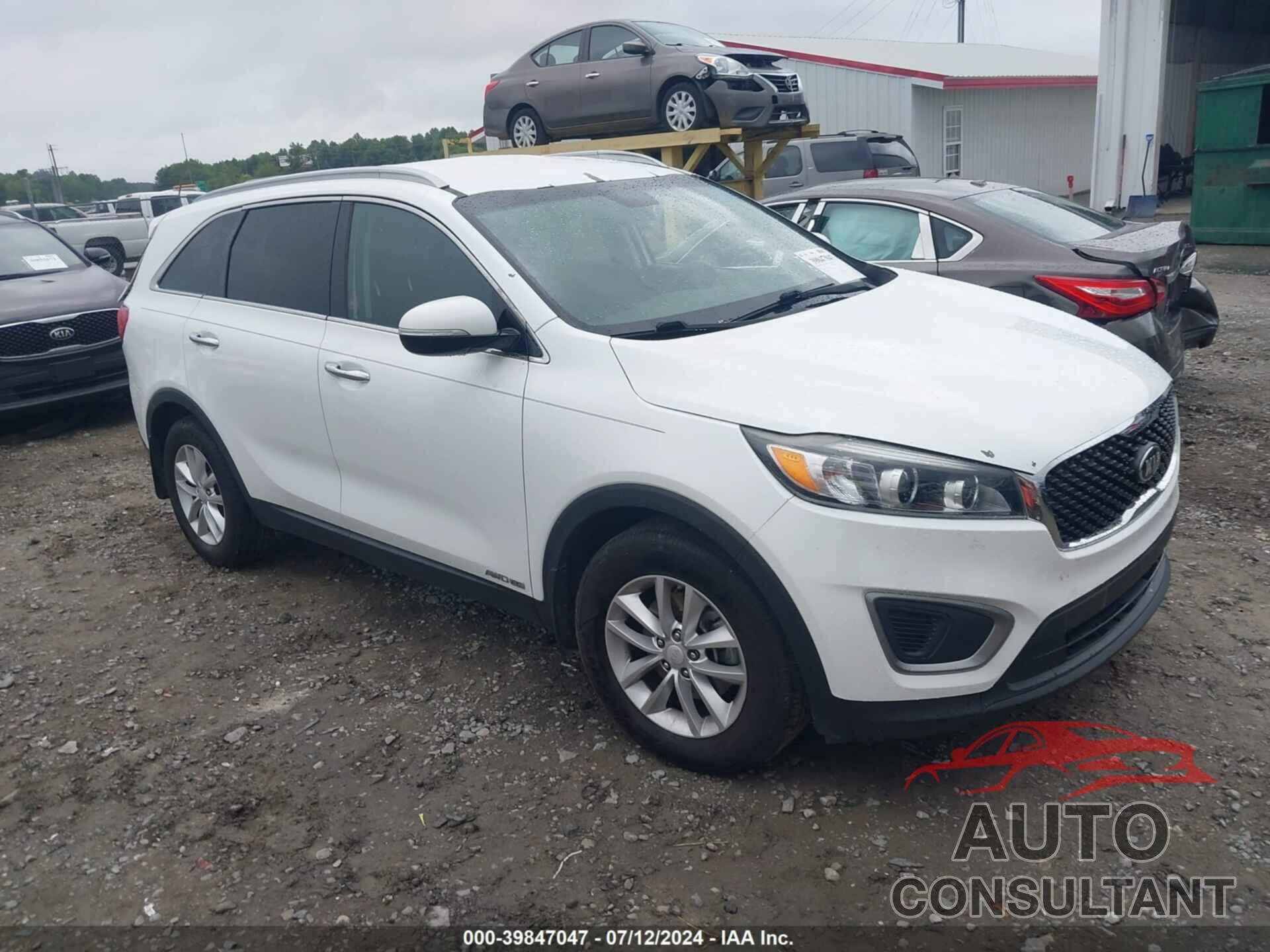 KIA SORENTO 2016 - 5XYPGDA56GG084843