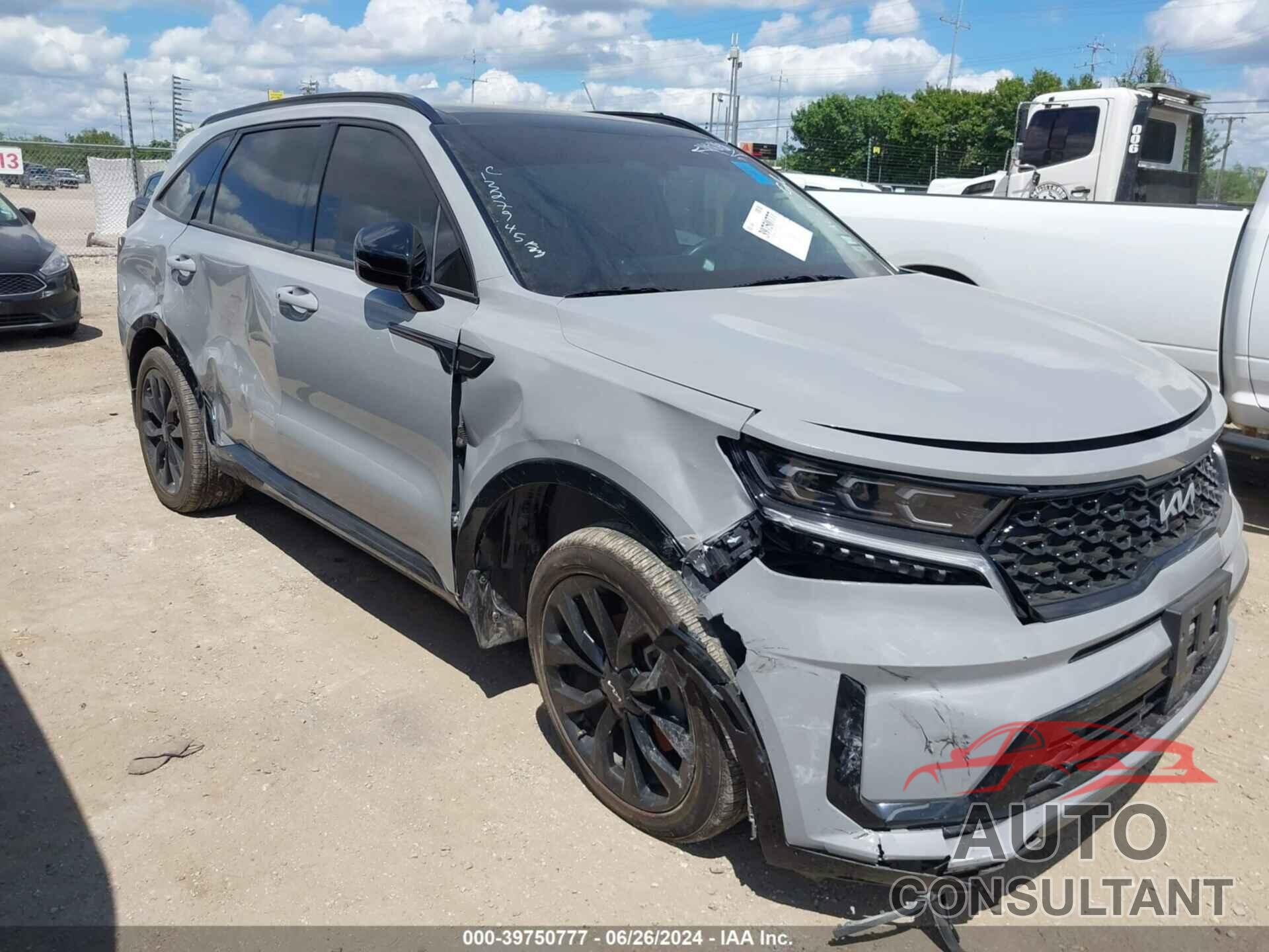 KIA SORENTO 2022 - 5XYRK4LF0NG127423