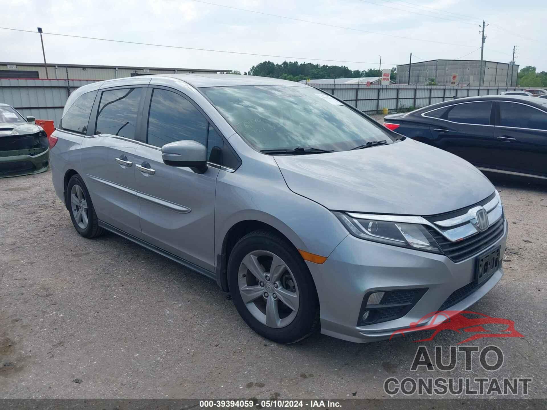 HONDA ODYSSEY 2018 - 5FNRL6H72JB086997