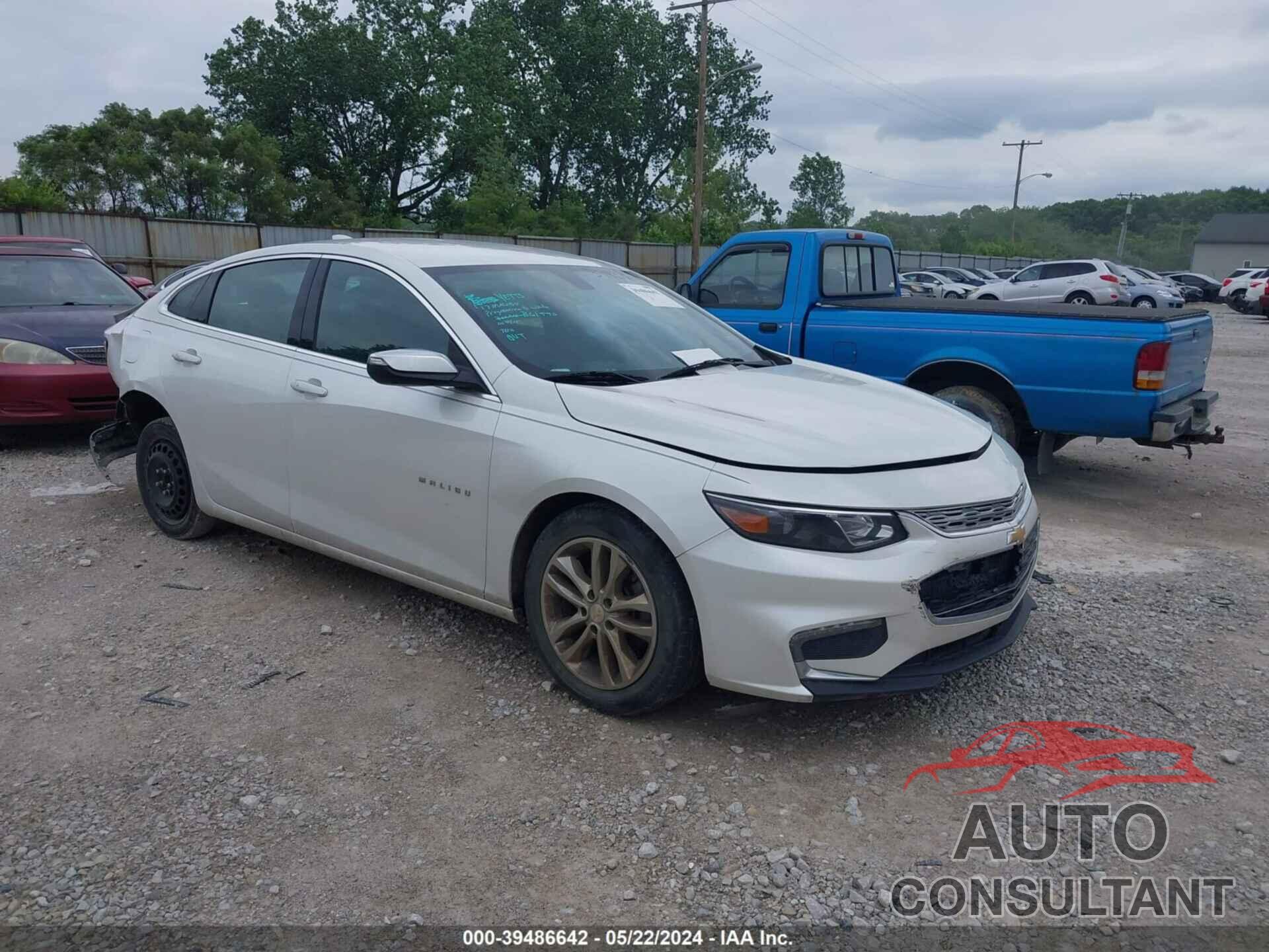 CHEVROLET MALIBU 2017 - 1G1ZE5ST2HF286545