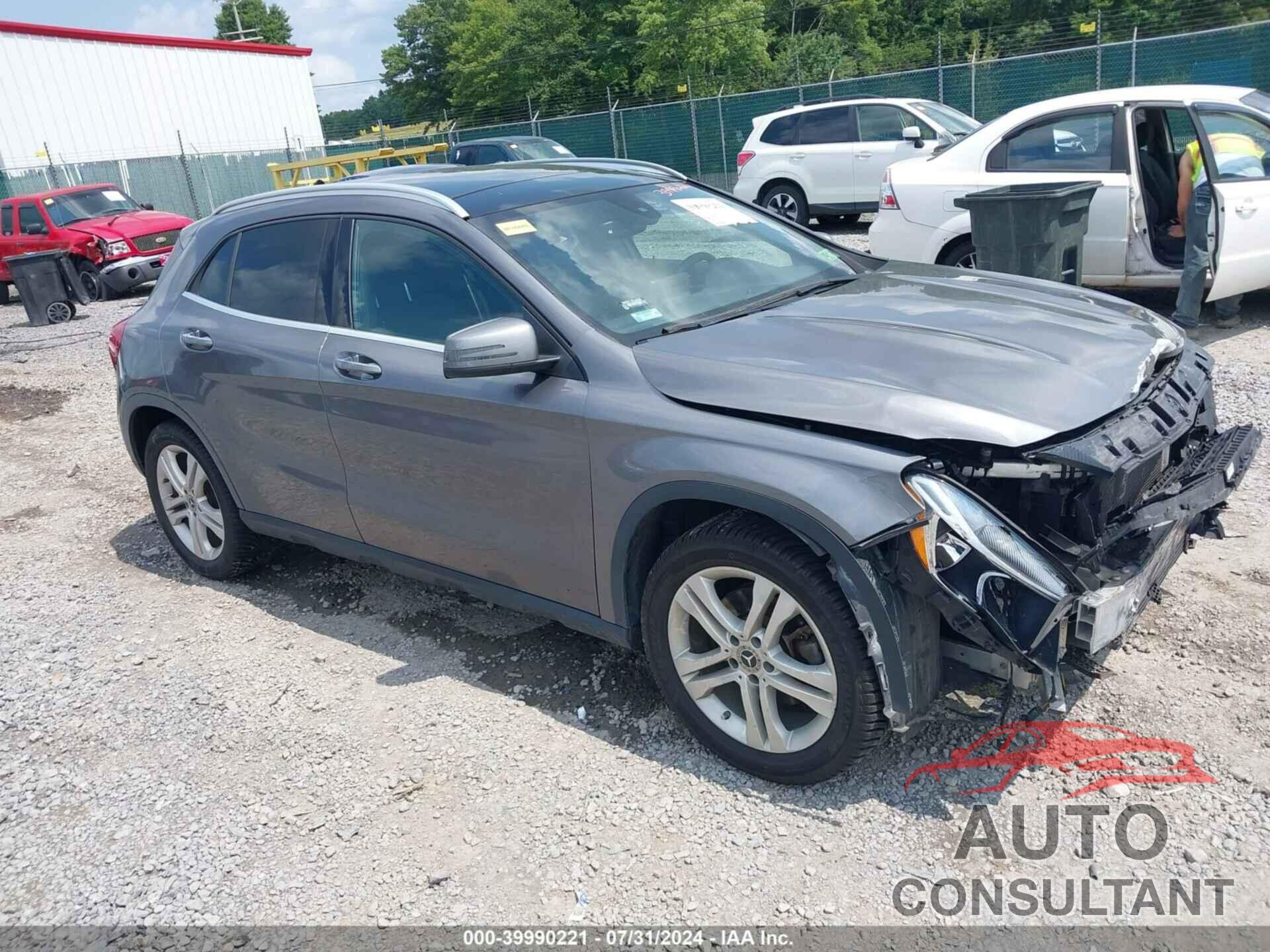 MERCEDES-BENZ GLA 250 2018 - WDCTG4GB3JJ502000
