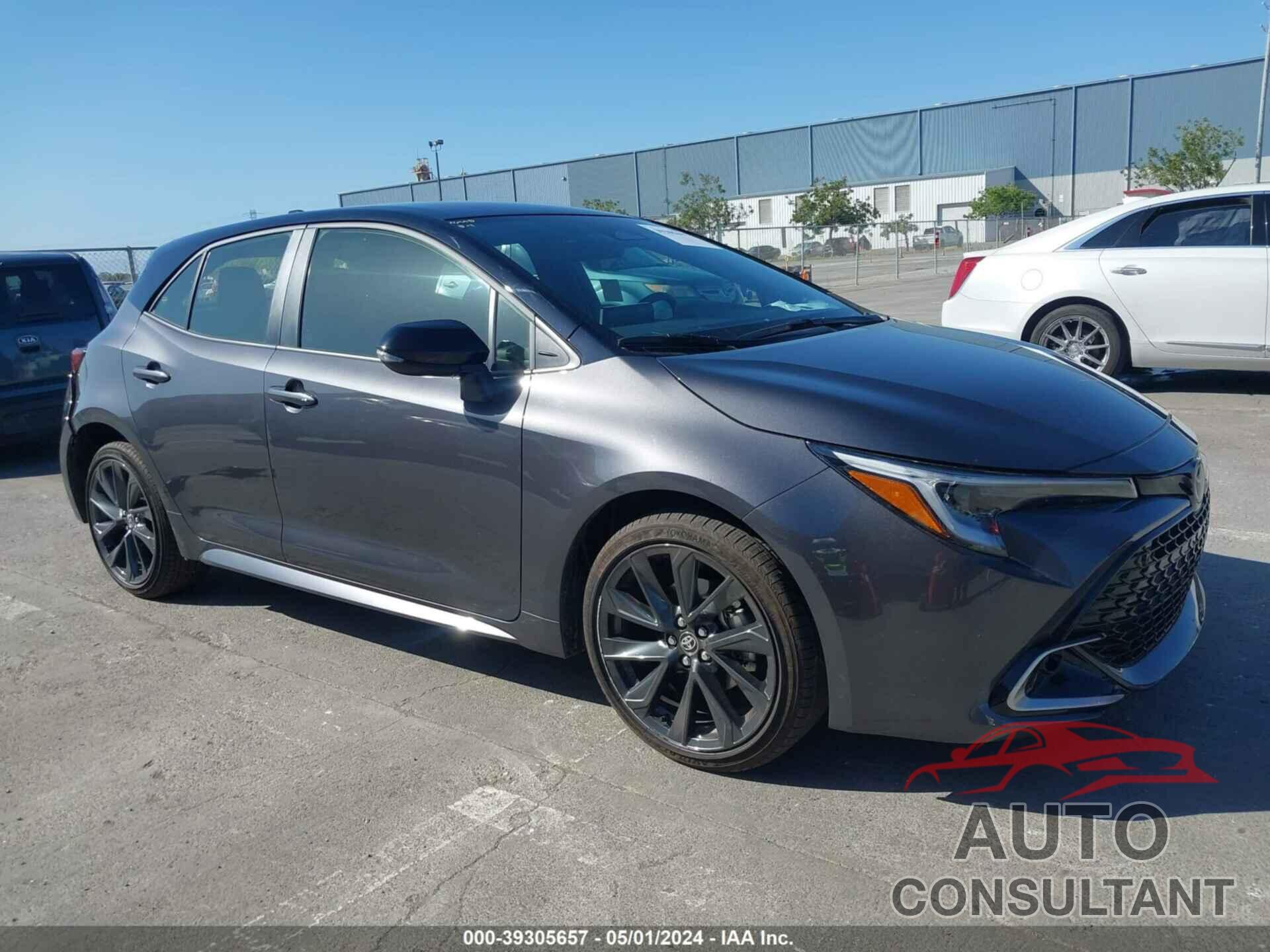 TOYOTA COROLLA 2024 - JTNC4MBE9R3226711