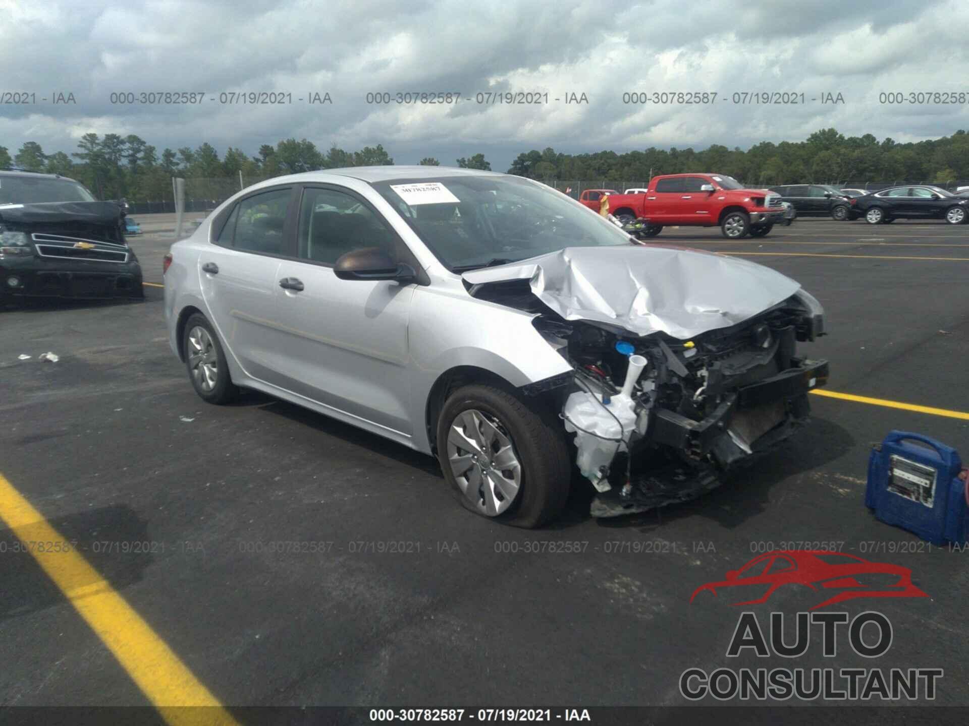 KIA RIO 2018 - 3KPA24AB5JE082130